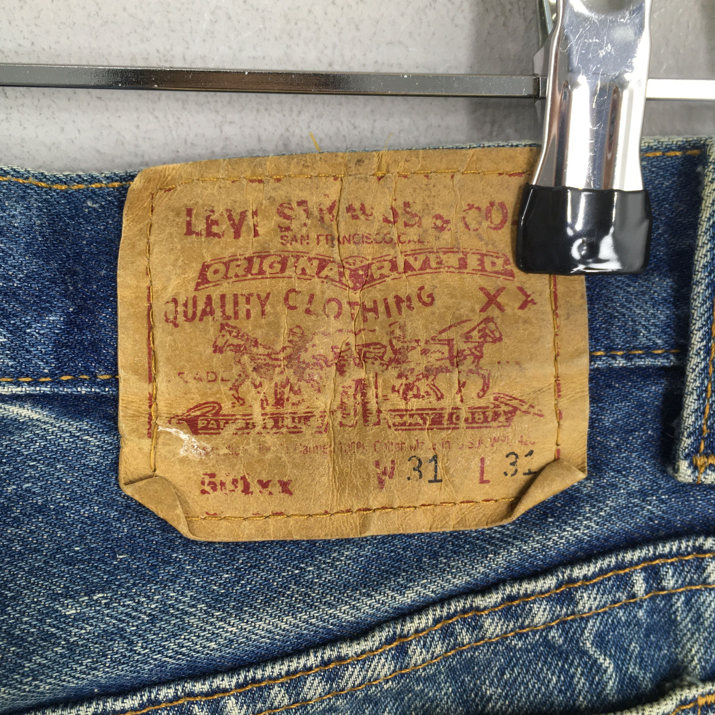 Levi's Size 28x27.5 Vintage 90s Levi's 501 Faded Blue Jeans S1419 Size US 28 / EU 44 - 11 Thumbnail