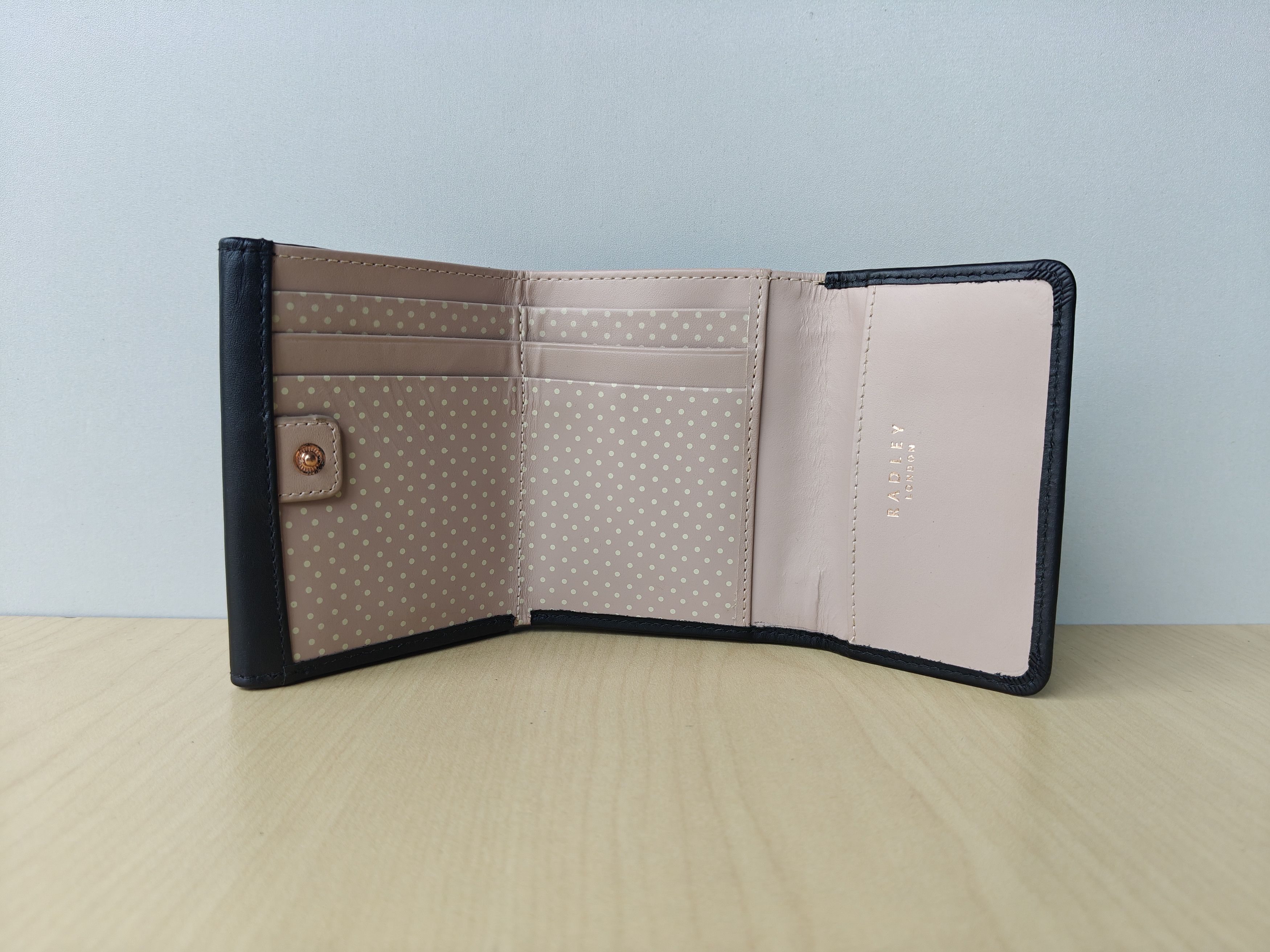 Other Radley Heritage Dog Outline Wallet Free Shipping T/7017 Size ONE SIZE - 7 Thumbnail