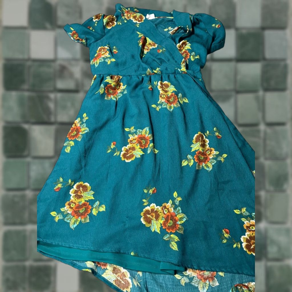 Vintage Superfoxx Dress Womens Large L Blue Floral Short Sleeve V-Neck Pullover Midi A-Line Embroidered Sheer Bohemian Modern Preppy Casual Formal Wedding Size 36" / US 14 / IT 50 - 1 Thumbnail