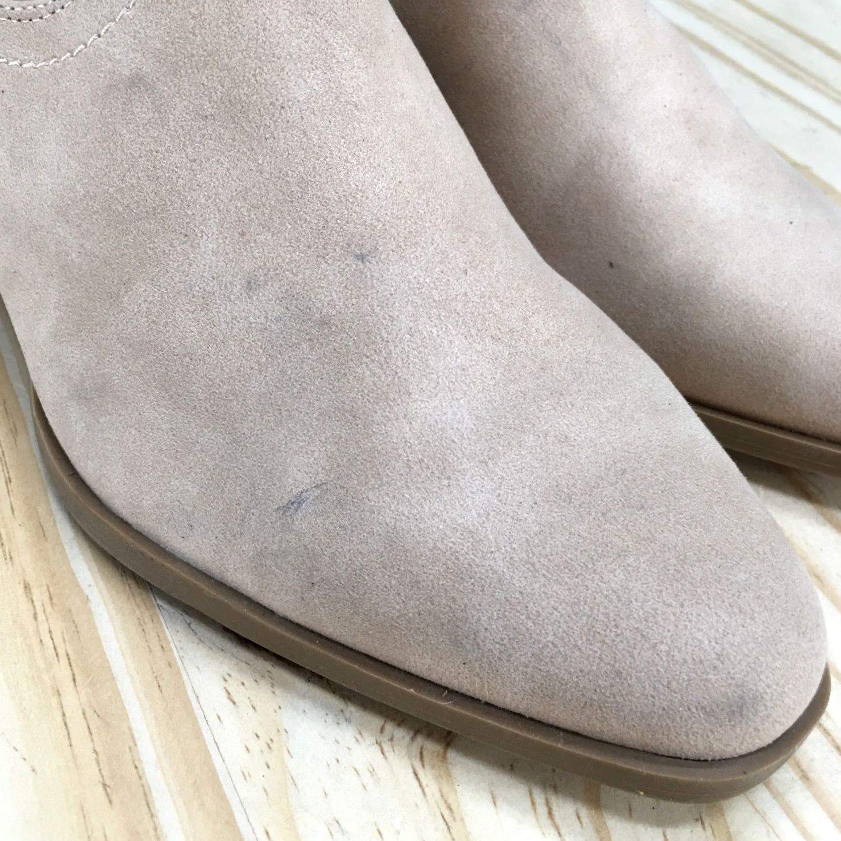 Dolce Vita DV Dolce Vita Perdue Boots Women 9 Tan Suede Side Zip Ankle Bootie Western Style Size US 9 / IT 39 - 4 Thumbnail