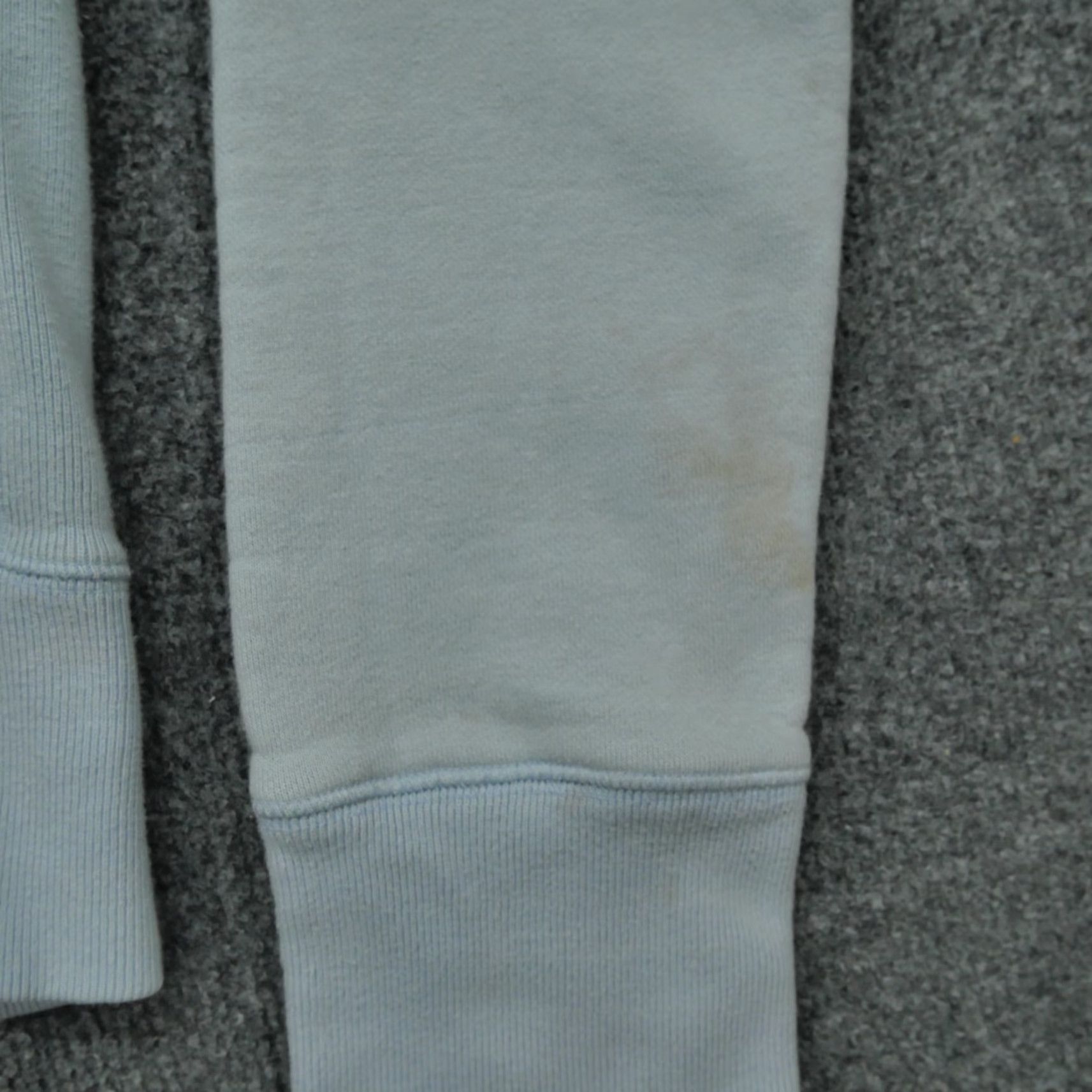 Abercrombie & Fitch VINTAGE Abercrombie & Fitch Hoodie Womens M Blue Pullover Distressed Y2K Logo Kn**it** (Note: Keep exact original words; ensure no new terms) Size M / US 6-8 / IT 42-44 - 5 Thumbnail