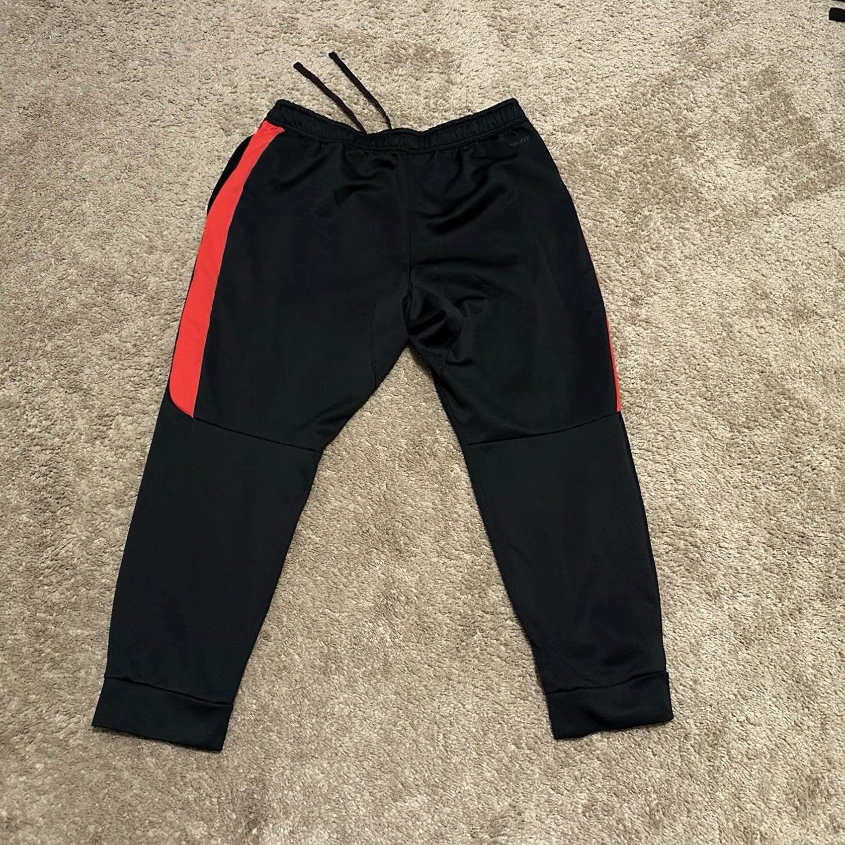 Nike Nike Sweatpants Men XL Therma-Fit Performance Comfort Running Tapered Black Red Size US 36 / EU 52 - 4 Thumbnail