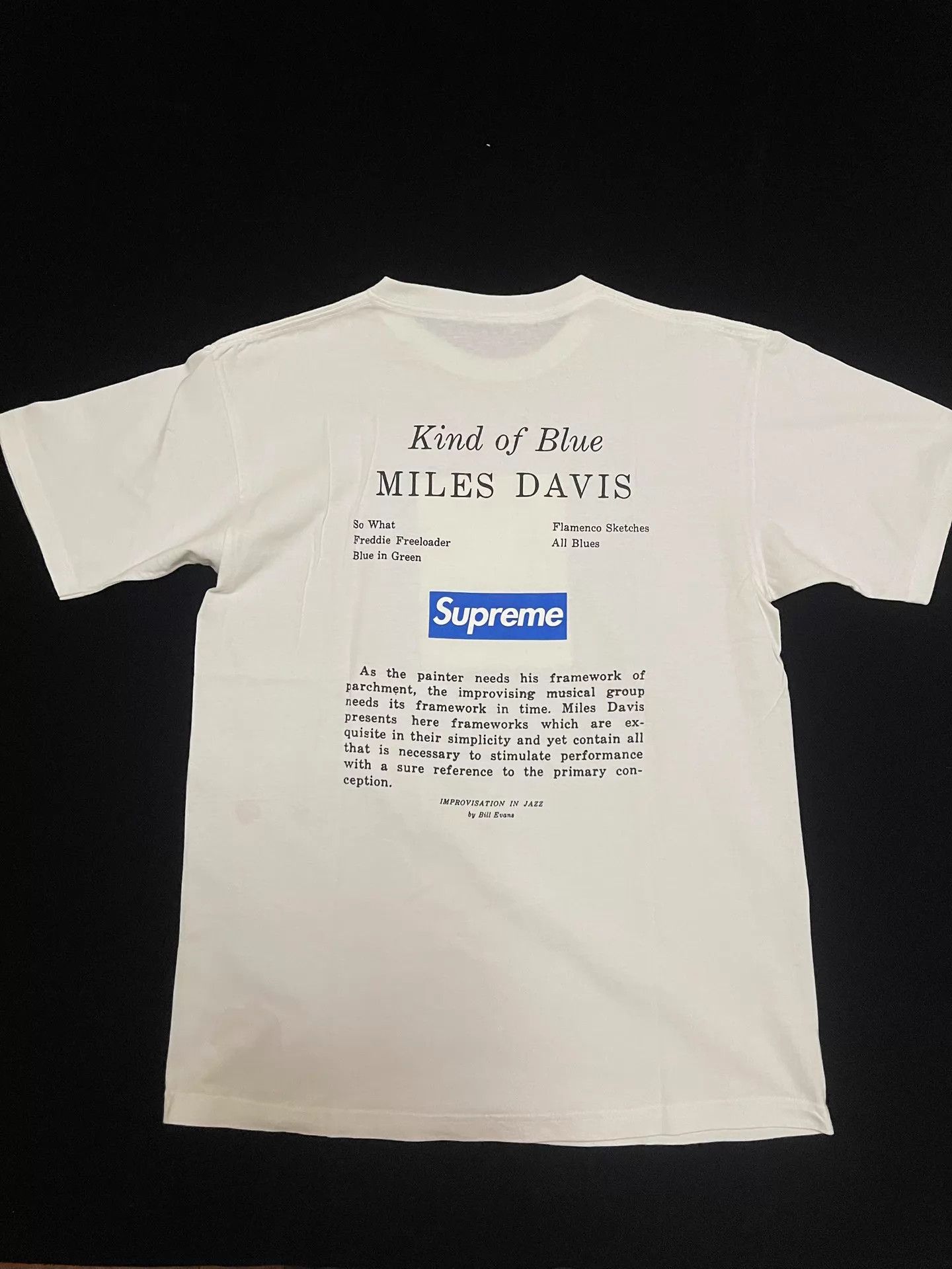 Supreme Supreme Box Logo SS Tee OG L Minor Stains Size US L / EU 52-54 / 3 - 1 Thumbnail