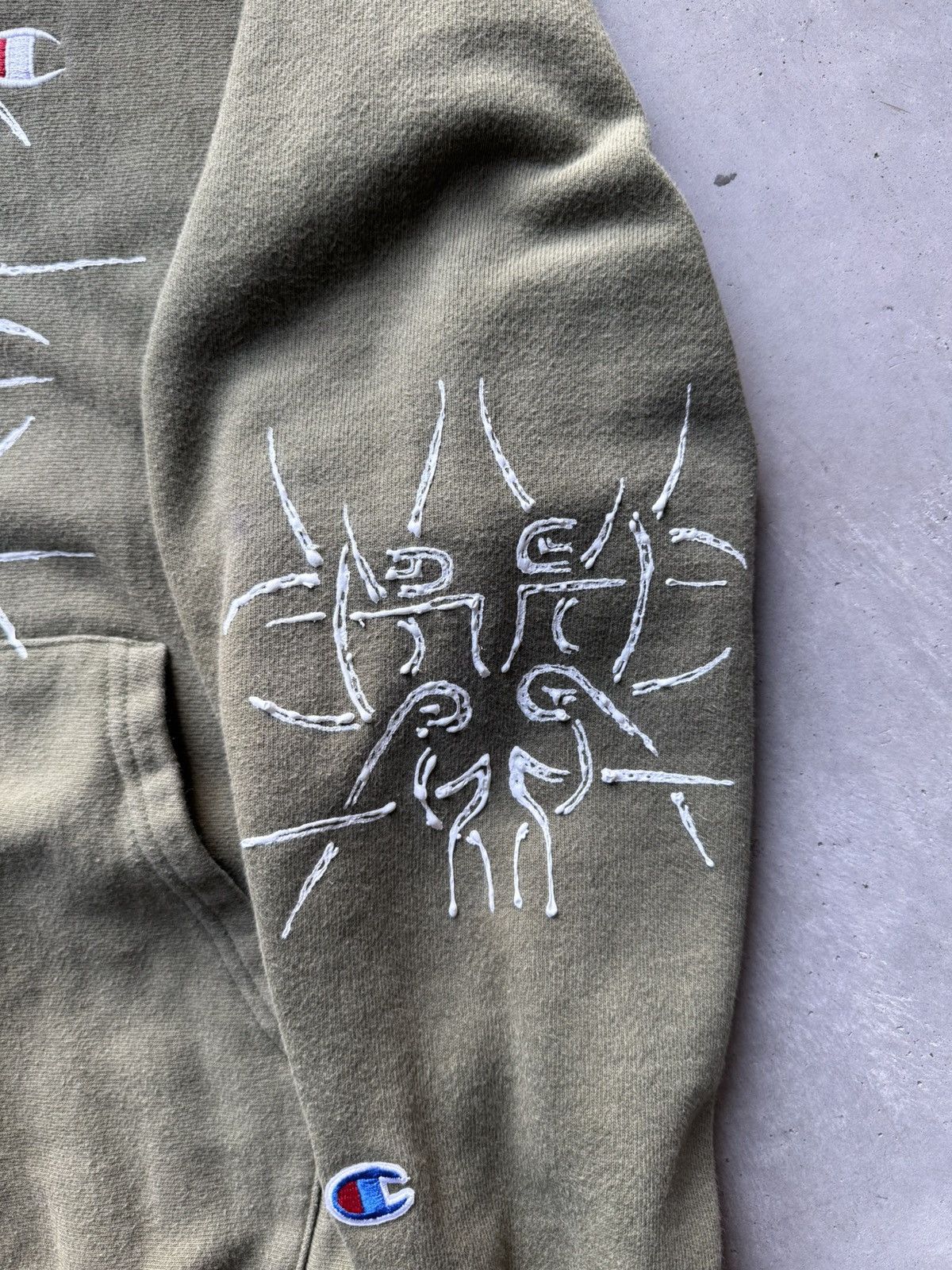 Champion × Vintage Vintage Reverse weave olive champion hoodie rosary tattoo Size US M / EU 48-50 / 2 - 5 Thumbnail