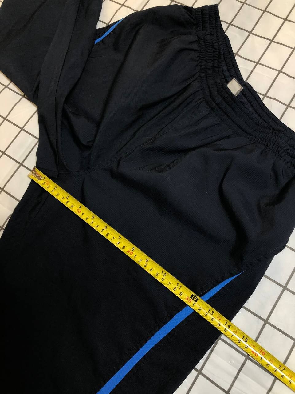 Nike Vintage Nike Track Pants 00s Nylon Swoosh Y2K Size US 32 / EU 48 - 4 Thumbnail