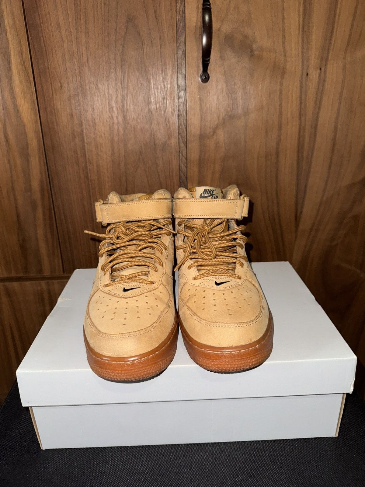 Nike Nike Air Force 1 Mid Flax Outdoor Green Size US 8.5 / EU 41-42 - 4 Thumbnail