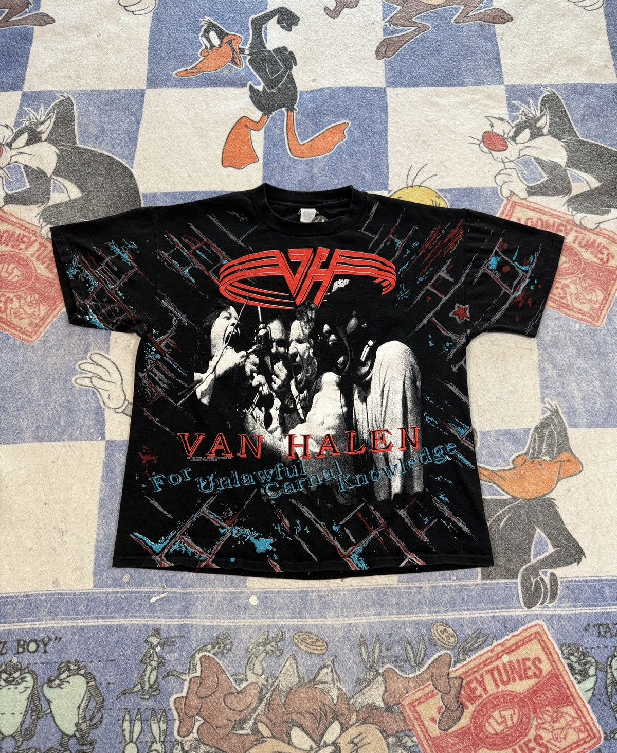 Band Tees Vintage Van Halen For Unlawful Carnal Knowledge tee Size US XL / EU 56 / 4 - 1 Thumbnail