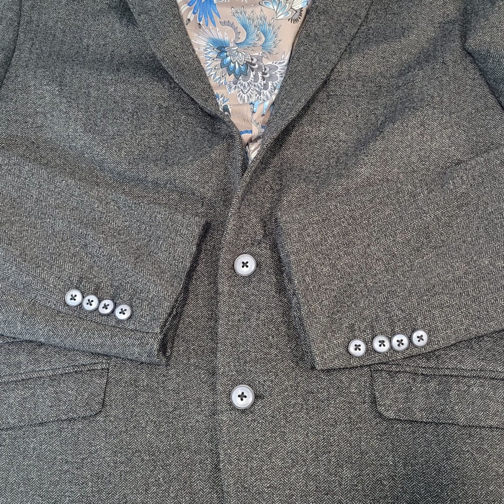 Vintage Paisley & Gray Herringbone Slim Fit Stretch Double Vented Sport Coat Size 46R Size US S / EU 44-46 / 1 - 7 Thumbnail