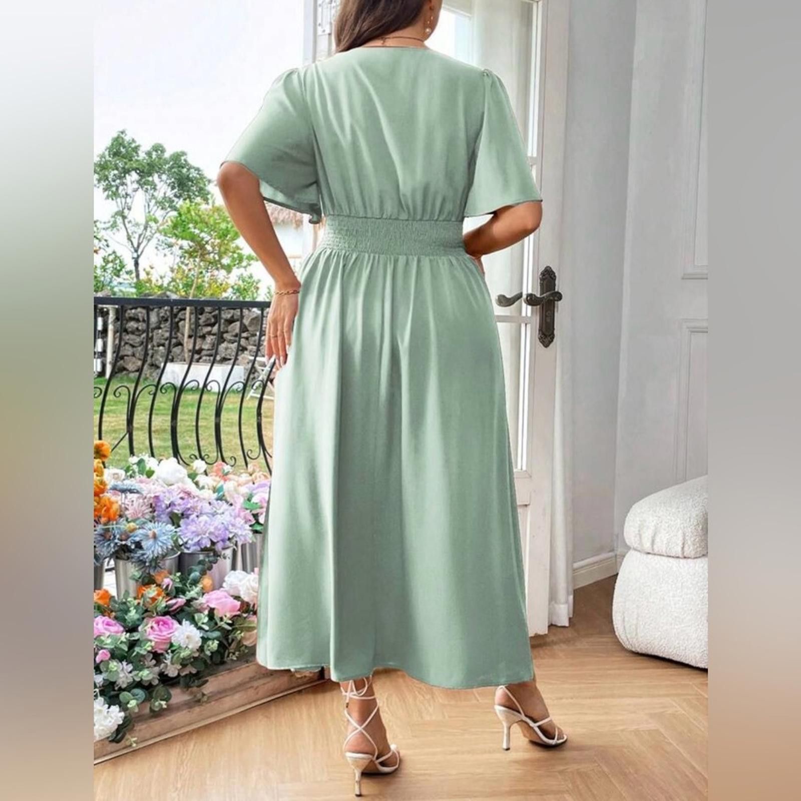 Shein NWOT. Shein Franclia V-Neck Ruffle Waist Maxi Dress Size 1XL Size XL / US 12-14 / IT 48-50 - 2 Thumbnail