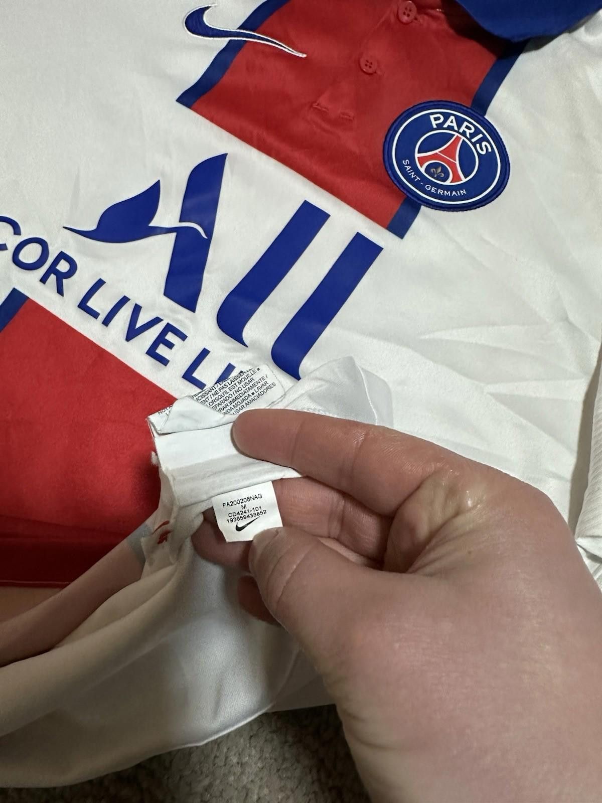 Nike Paris Saint-Germain 2020/21 Away Football Shirt Socc Jersey Size US M / EU 48-50 / 2 - 8 Thumbnail