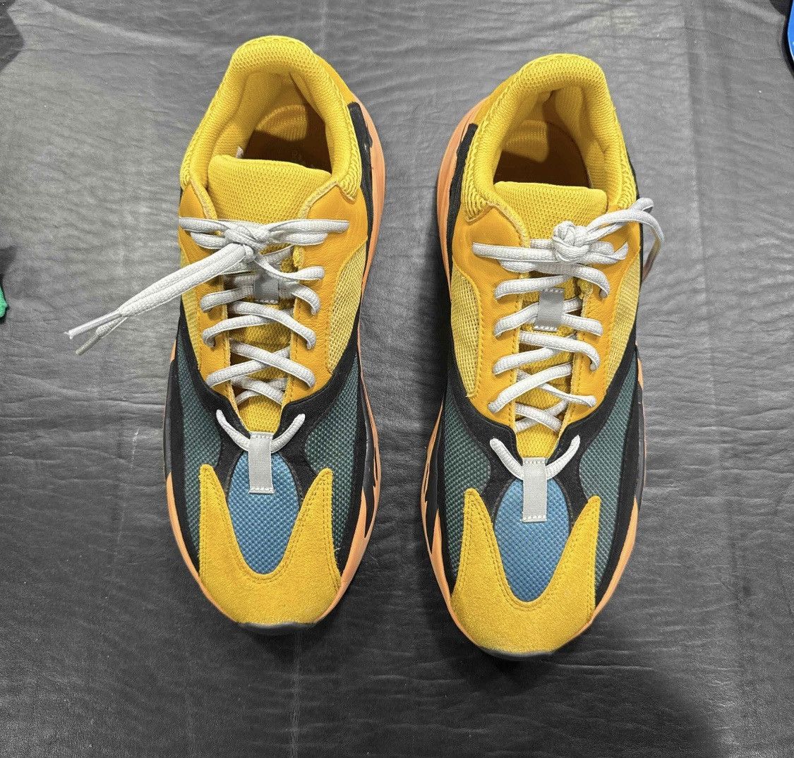 Yeezy Yeezy 700 Sun size 12 Size US 12 / EU 45 - 3 Thumbnail