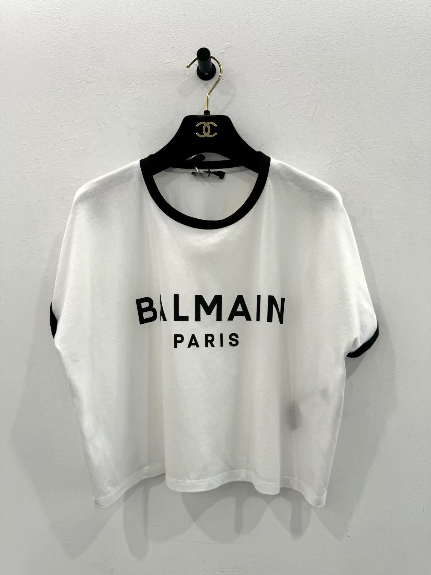 Balmain Balmain New Large Chest Logo White Tee Size XS / US 0-2 / IT 36-38 - 1 Thumbnail
