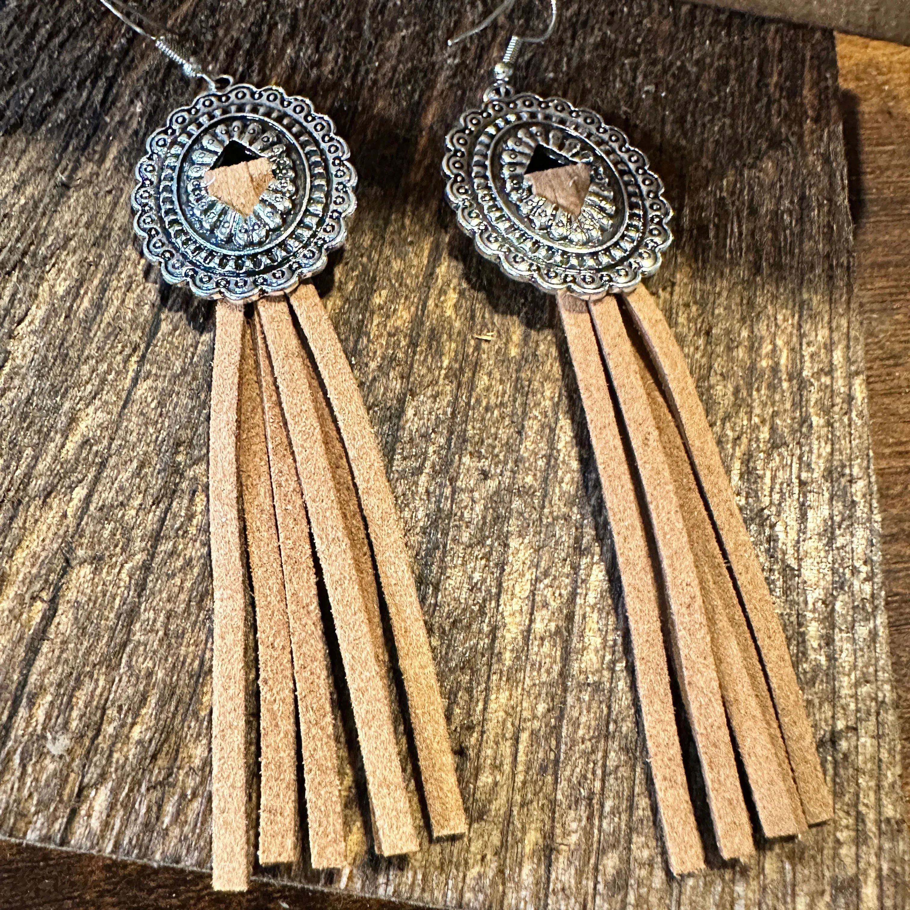 Other Boho Hippie Western Conch Tribal Silver Drop Wire Earrings, Size ONE SIZE - 6 Thumbnail