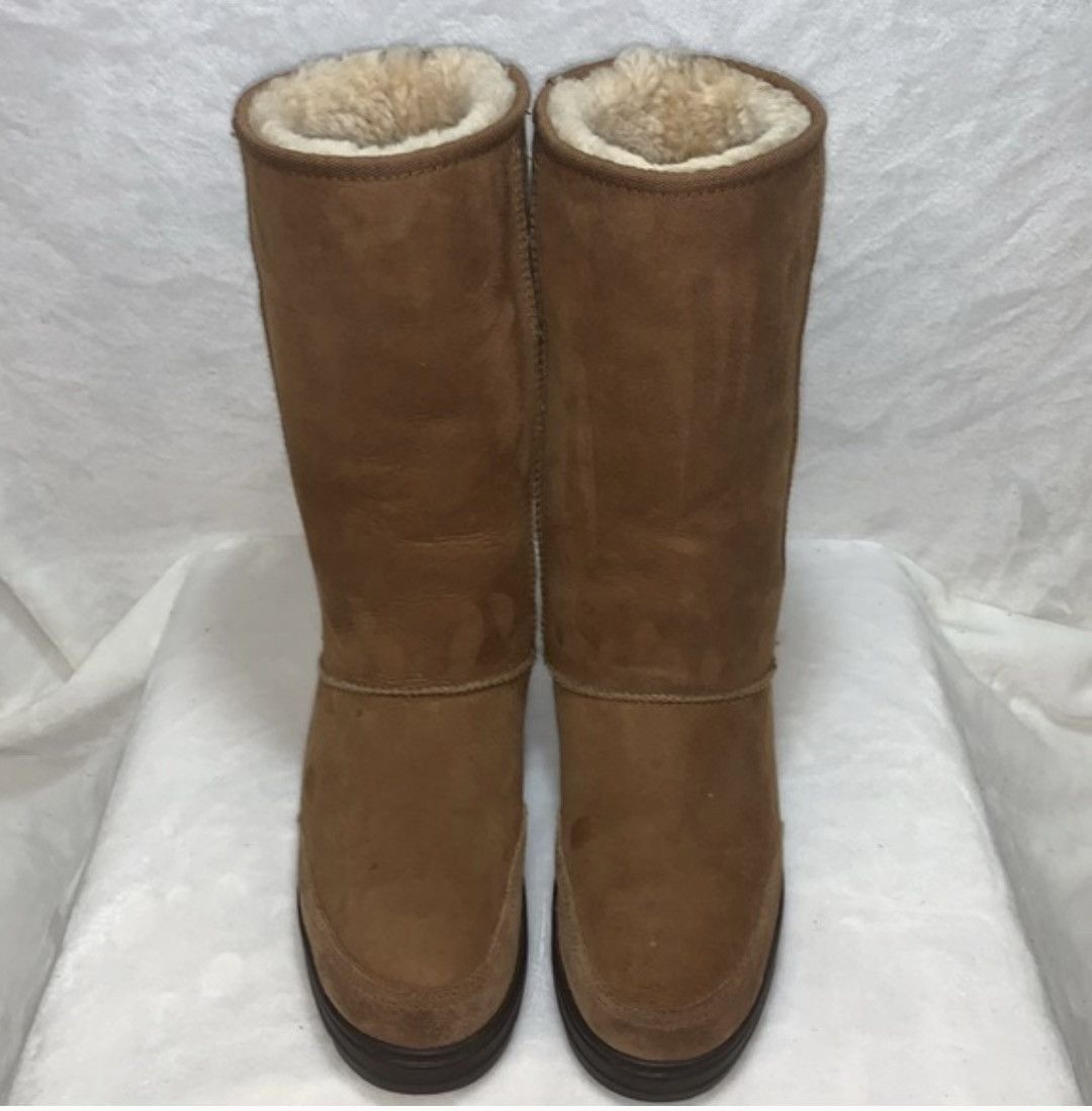 Ugg UGG Ultra Tall Revival Chestnut Women's size 6 Size US 6 / IT 36 - 3 Thumbnail
