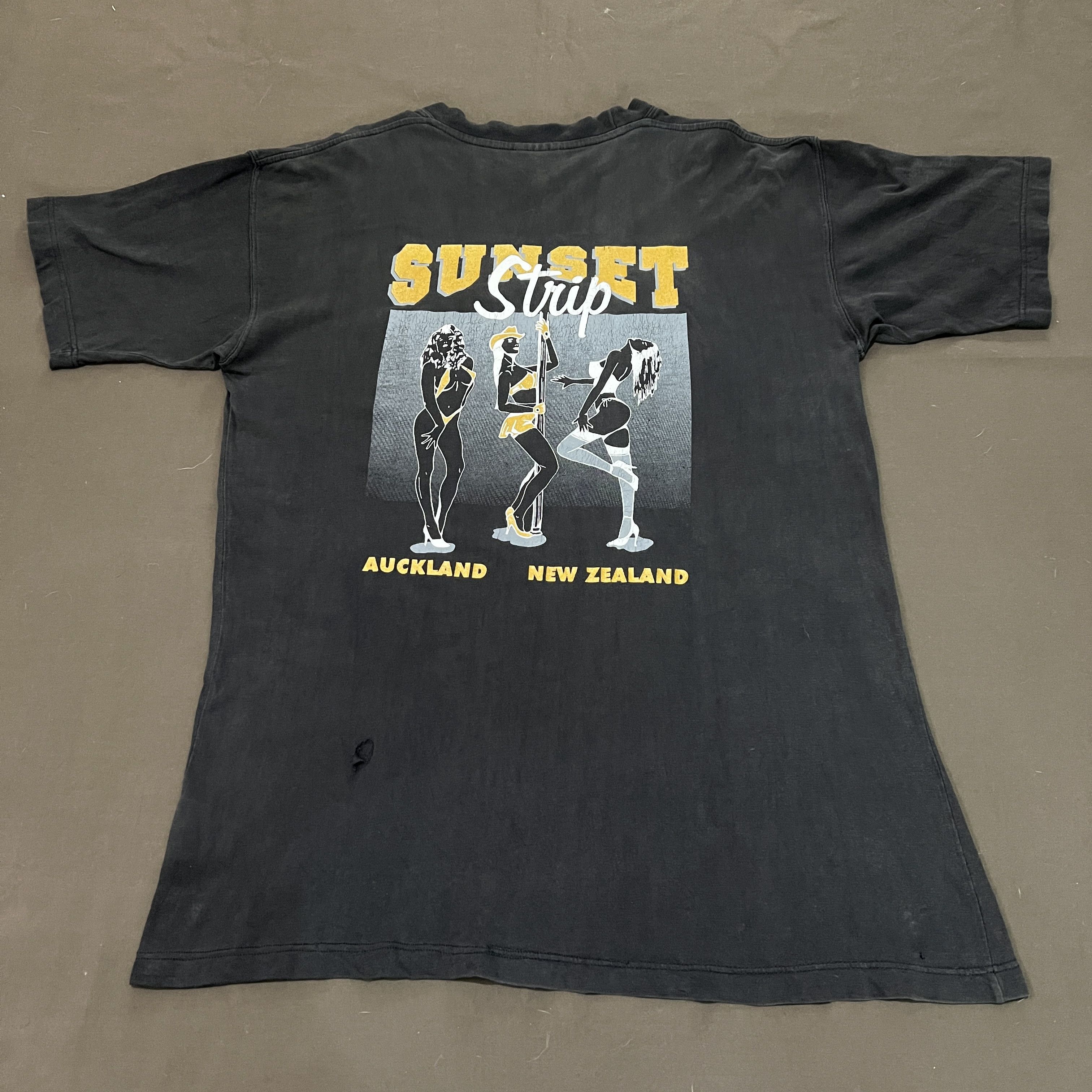 Vintage Vintage Sunset Strippers Nude Pornstars Promo Tee Faded sexy Size US L / EU 52-54 / 3 - 2 Thumbnail