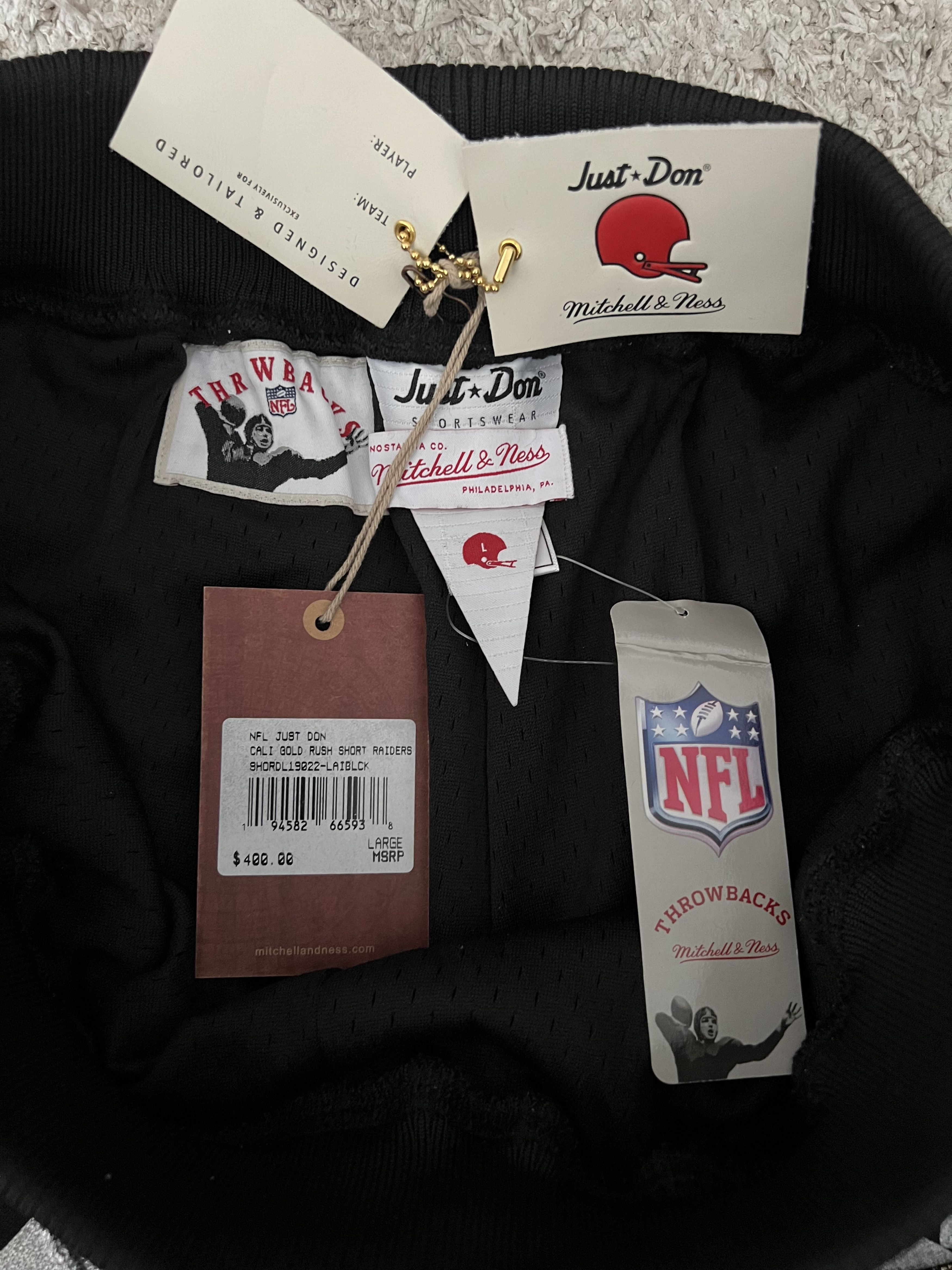 Just Don × Mitchell & Ness Oakland Raiders Just Don x Mitchell & Ness NFL Shorts Size US 34 / EU 50 - 13 Thumbnail
