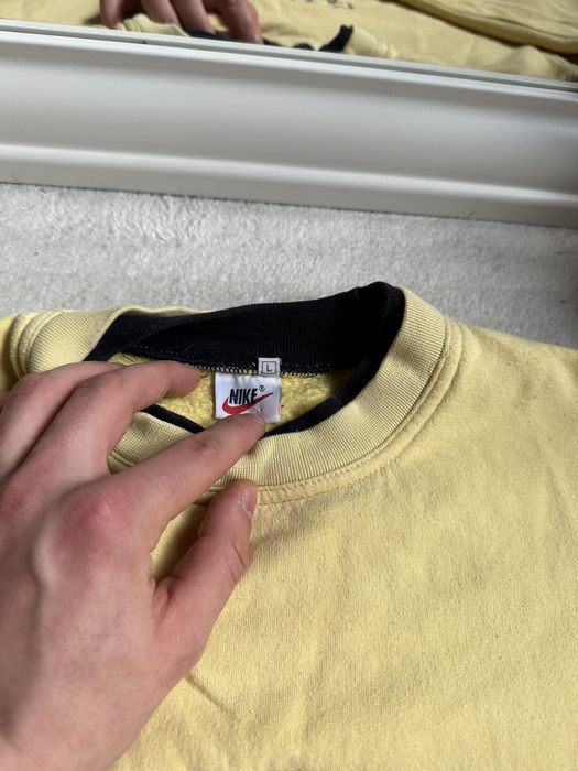 Vintage 90s nike big logo yellow sweatshirt hot sale