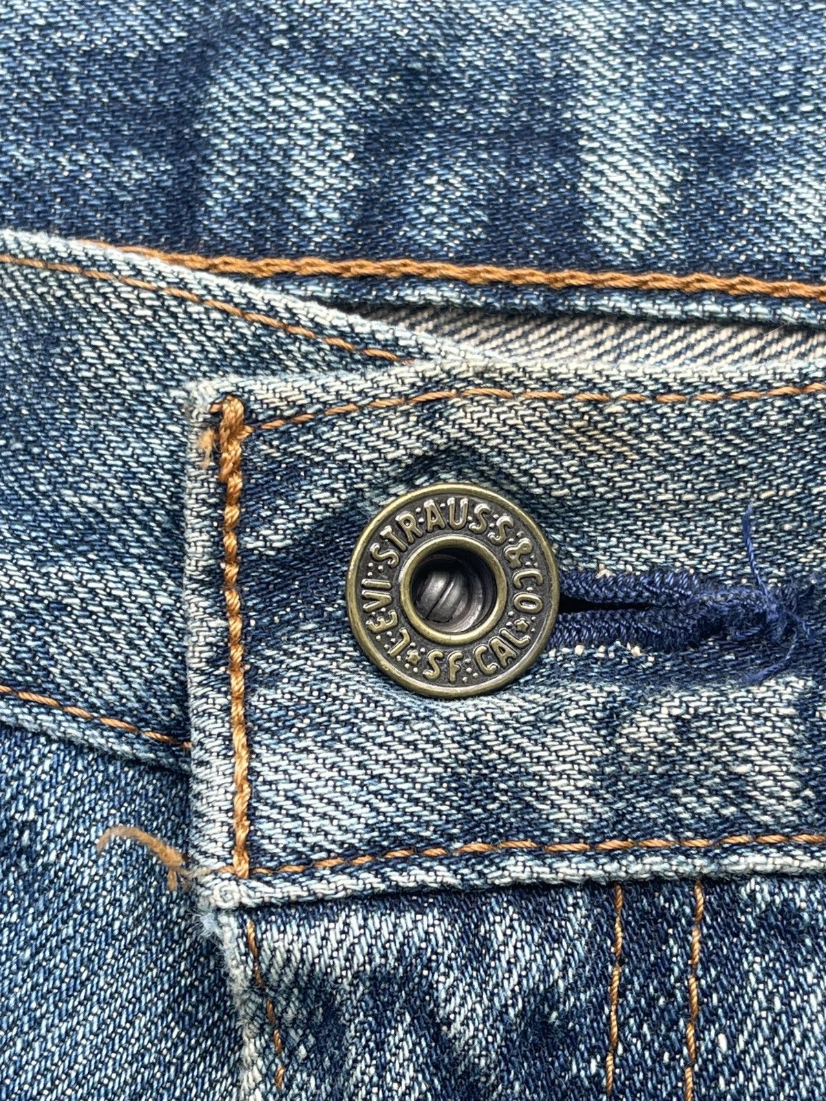 Levi's Levi’s 502 Made in Japan Dark Wash Distressed Thrashed Denim Size US 31 - 4 Thumbnail