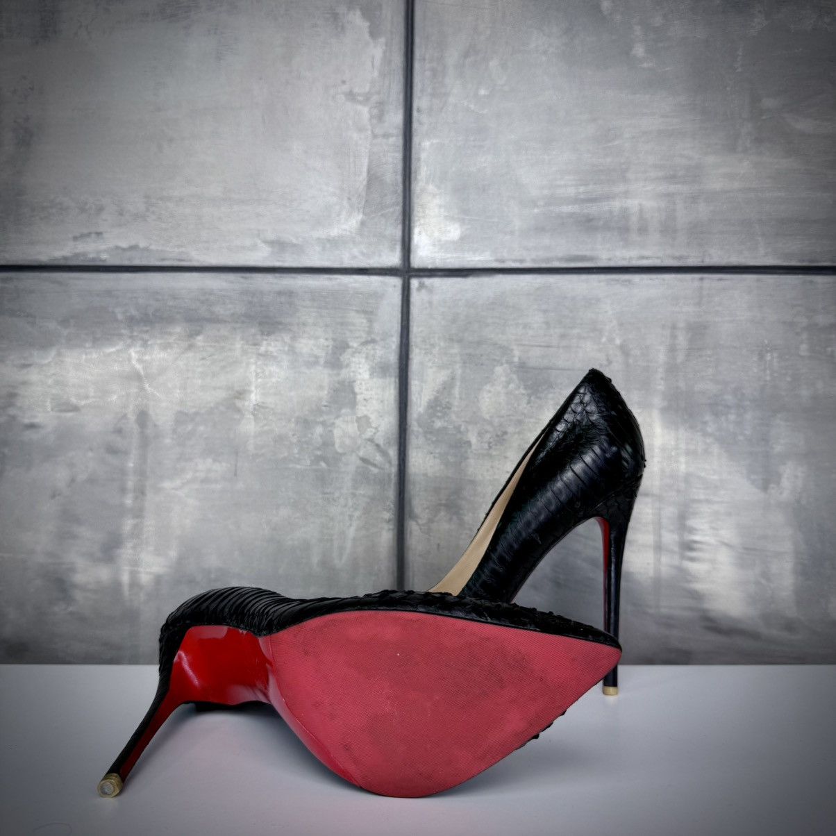 Christian Louboutin Python heels 38 Size US 8 / IT 38 - 7 Thumbnail