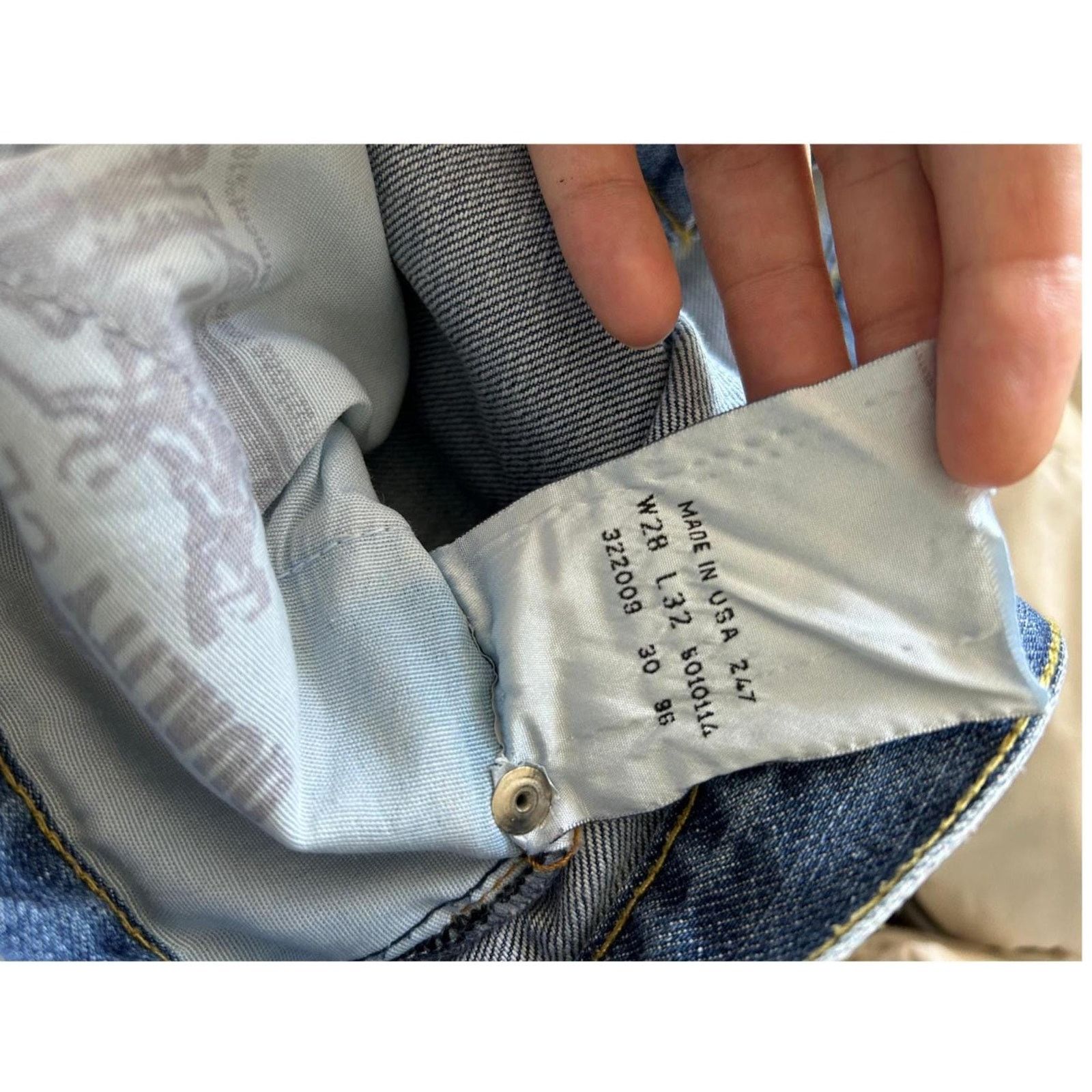 Levi's Levi's 37001 W30 L31 USA Made 1996 High Rise Archive Jeans Size US 30 / EU 46 - 7 Thumbnail