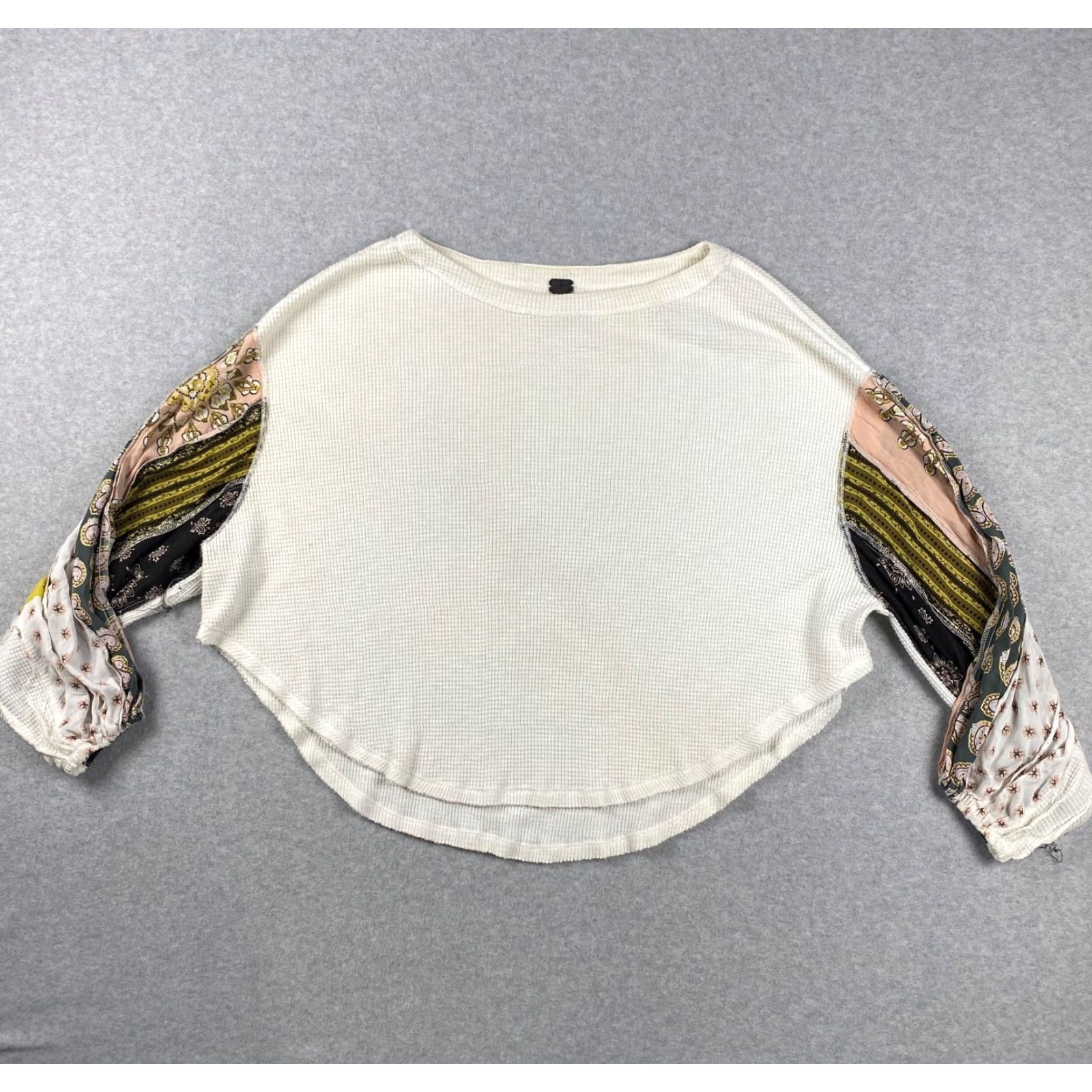 Vintage VINTAGE We The Free Oversized Top Womens XS? No Size S / US 4 / IT 40 - 2 Thumbnail