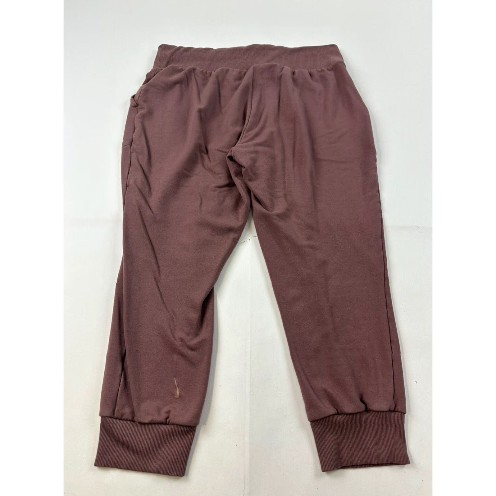 Nike Nike Women's XL Pink Sweatpants Dri-FIT Yoga Pants Desert Rose Elastic Waist Lightweight Size 40" / US 18 - 2 Thumbnail