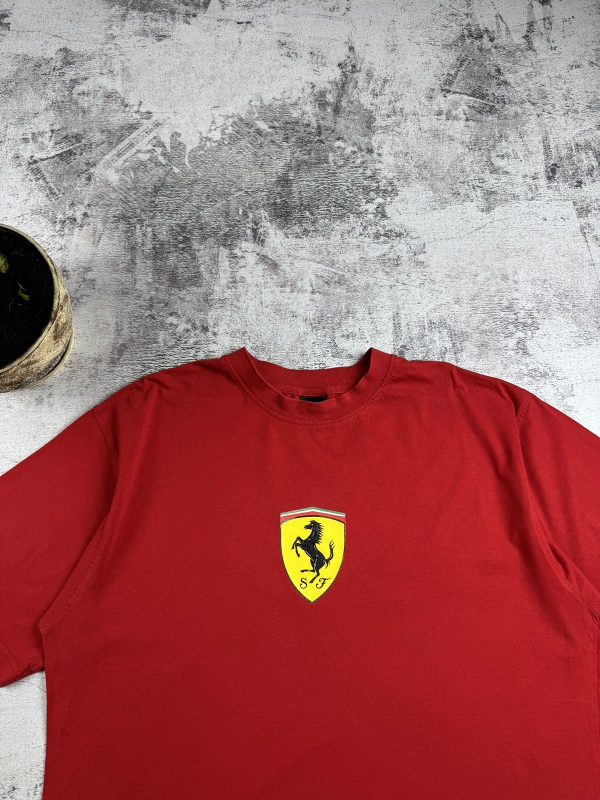 Ferrari RACING FERRARI FORMULA 1 2002 00s MOTO RED MICHAEL SCHUMACHER T SHIRT JERSEY TEE Size US XL / EU 56 / 4 - 5 Thumbnail