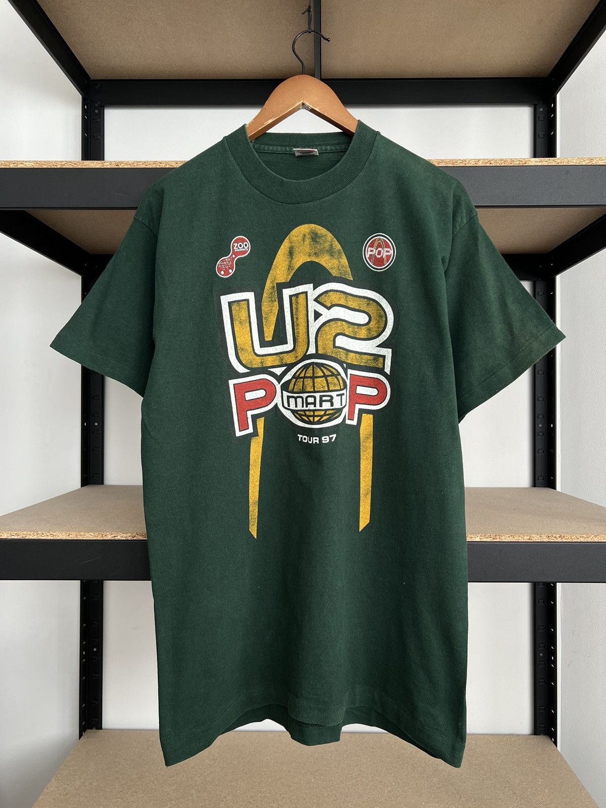 Band Tees Vintage 1997 U2 Popmart Tour Rock Band Green T-shirt Size US L / EU 52-54 / 3 - 3 Thumbnail