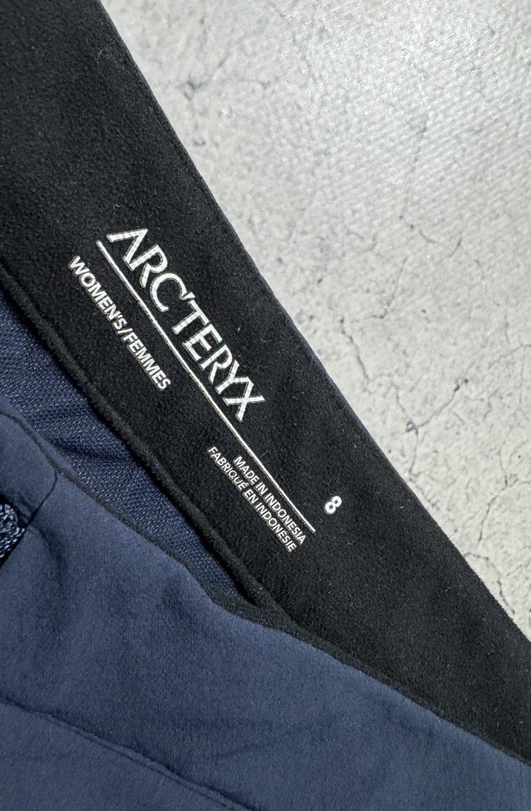 Arc'teryx Arc’teryx Women’s Trekking Pants Outdoor Size 8 Size 30" / US 8 / IT 44 - 6 Thumbnail