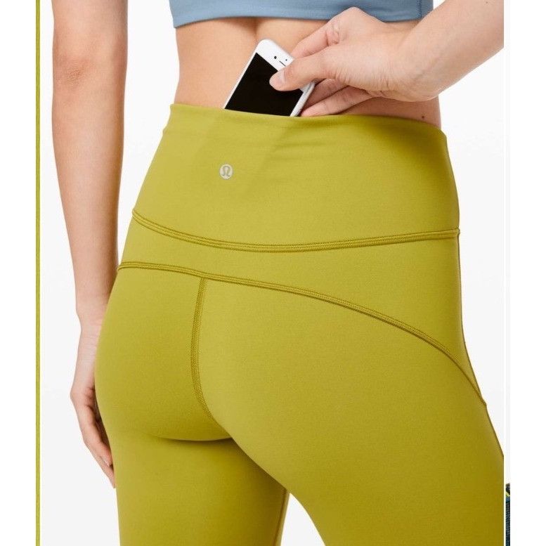 Lululemon Lululemon In Movement Tight 25" *Everlux. Size 27" / US 4 / IT 40 - 5 Thumbnail