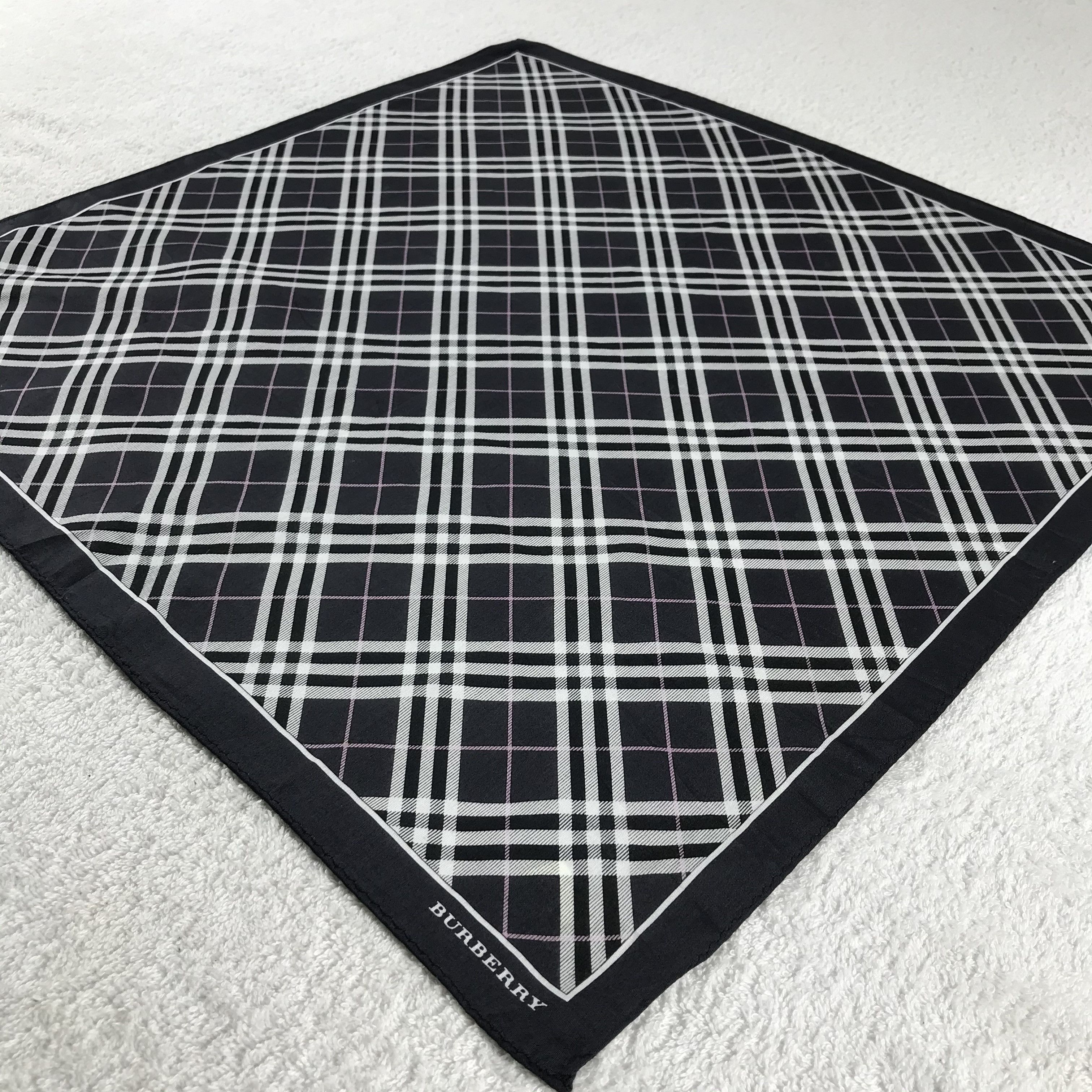 Burberry × Vintage Burberry Bandana / Handkerchief / Neckerchief - S349 Size ONE SIZE - 2 Thumbnail