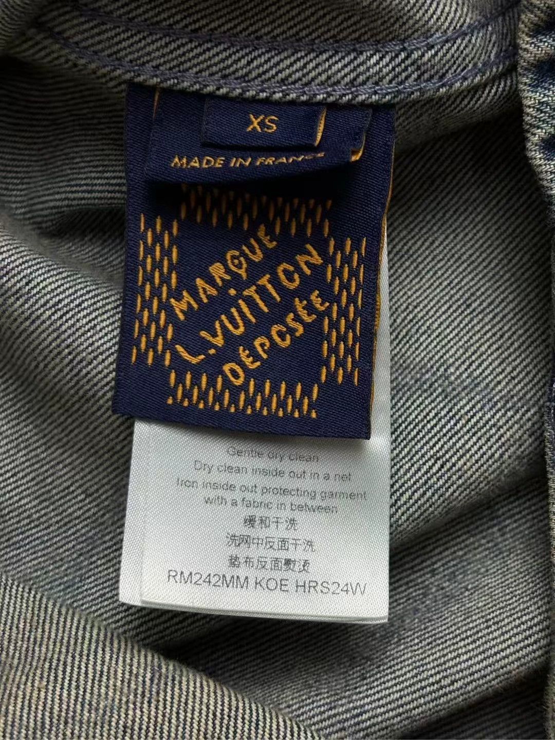 Louis Vuitton LOUIS VUITTON SS24 Logo Denim Short Sleeve Shirt Blue XS Size US XS / EU 42 / 0 - 5 Thumbnail