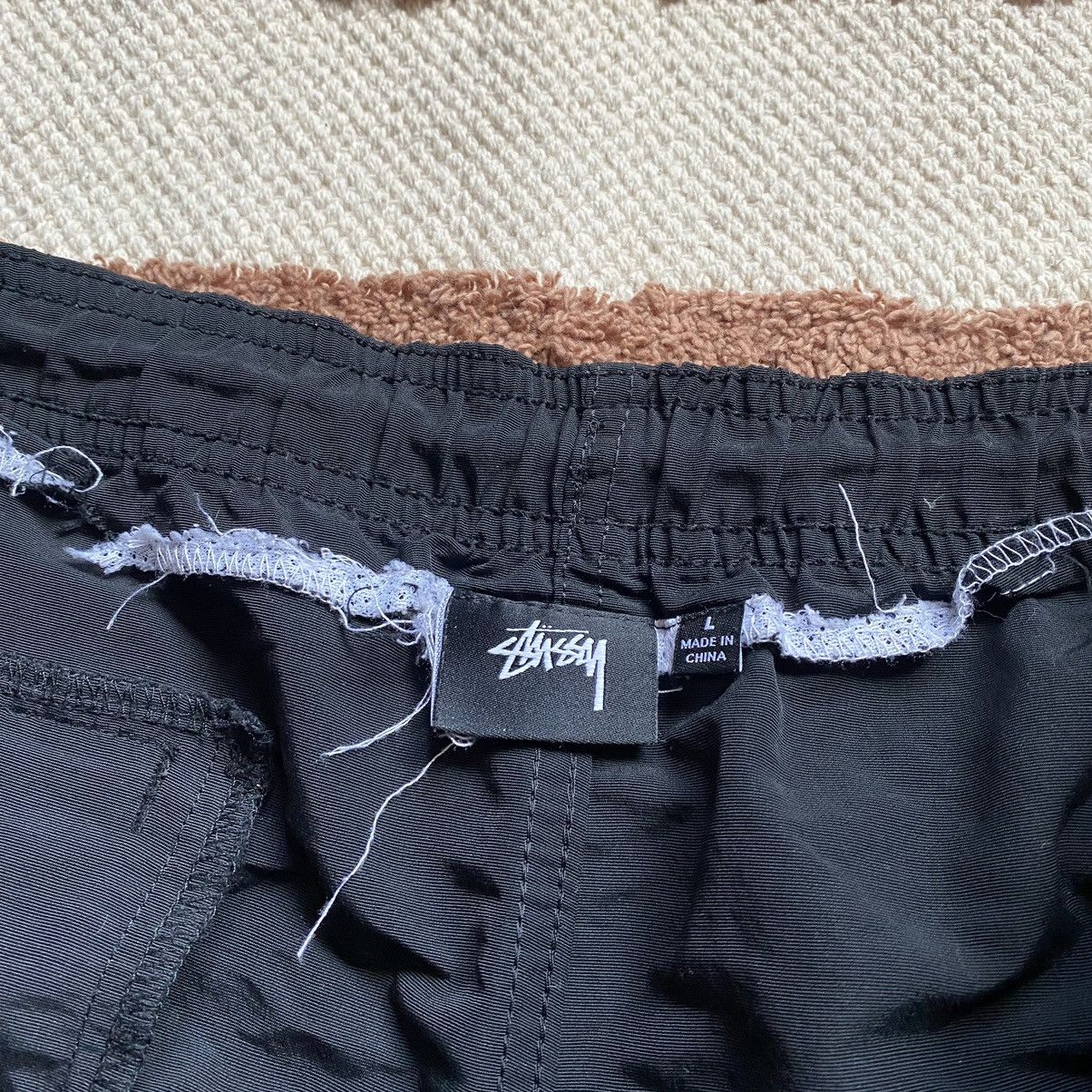 Stussy STUSSY Y2K NYLON MINIMAL LOGO SHORTS Size US 34 / EU 50 - 5 Thumbnail