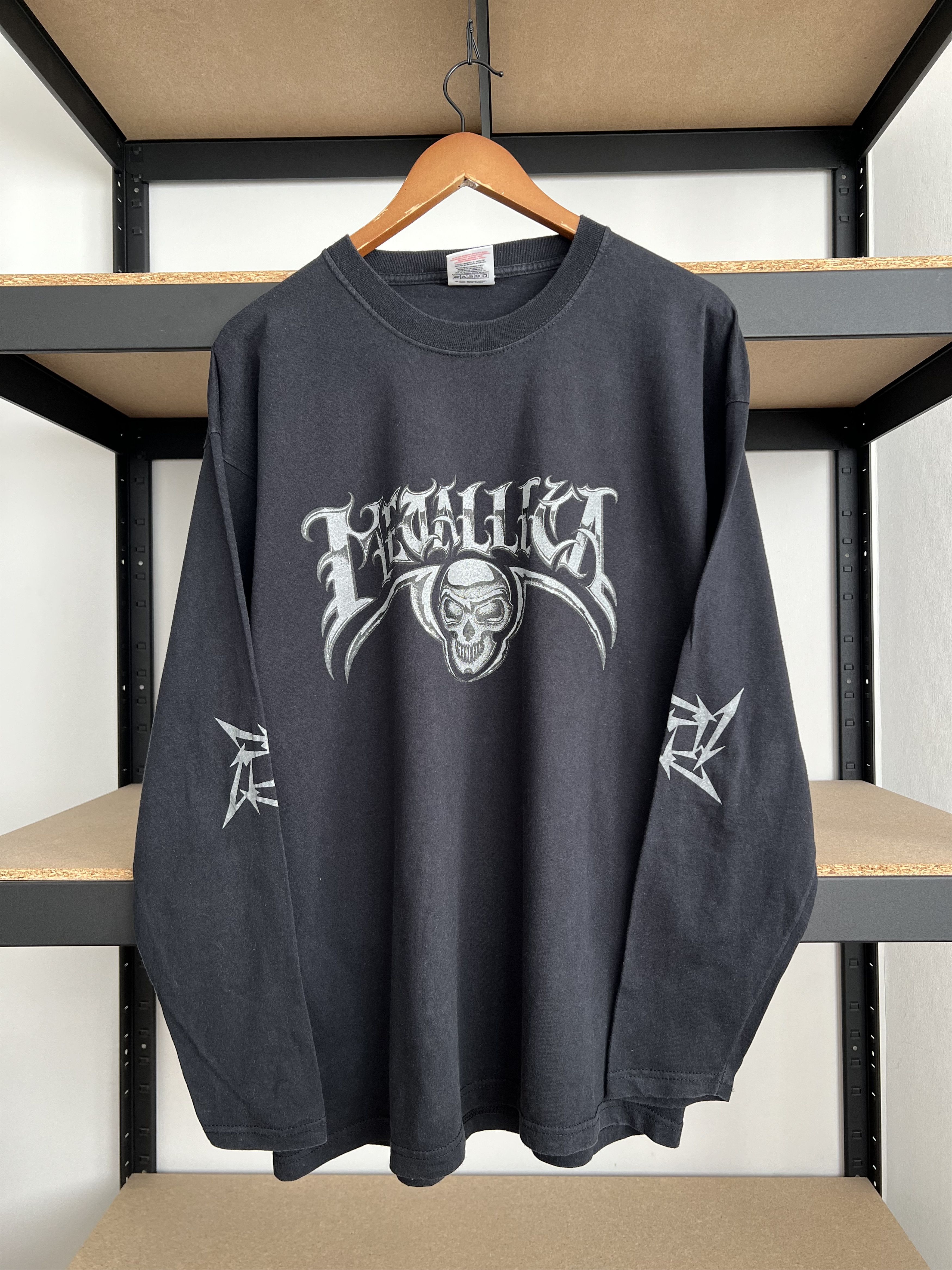 Band Tees Vintage 2000s Metallica Skull Rock Band Black Long Sleeve Size US XL / EU 56 / 4 - 3 Thumbnail
