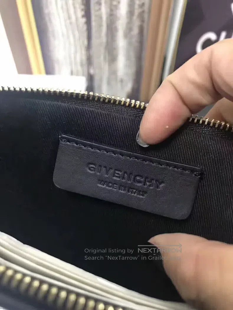 Givenchy Givenchy Classic Big Hole Black Hoodie Size S Original Pri Size ONE SIZE - 8 Thumbnail