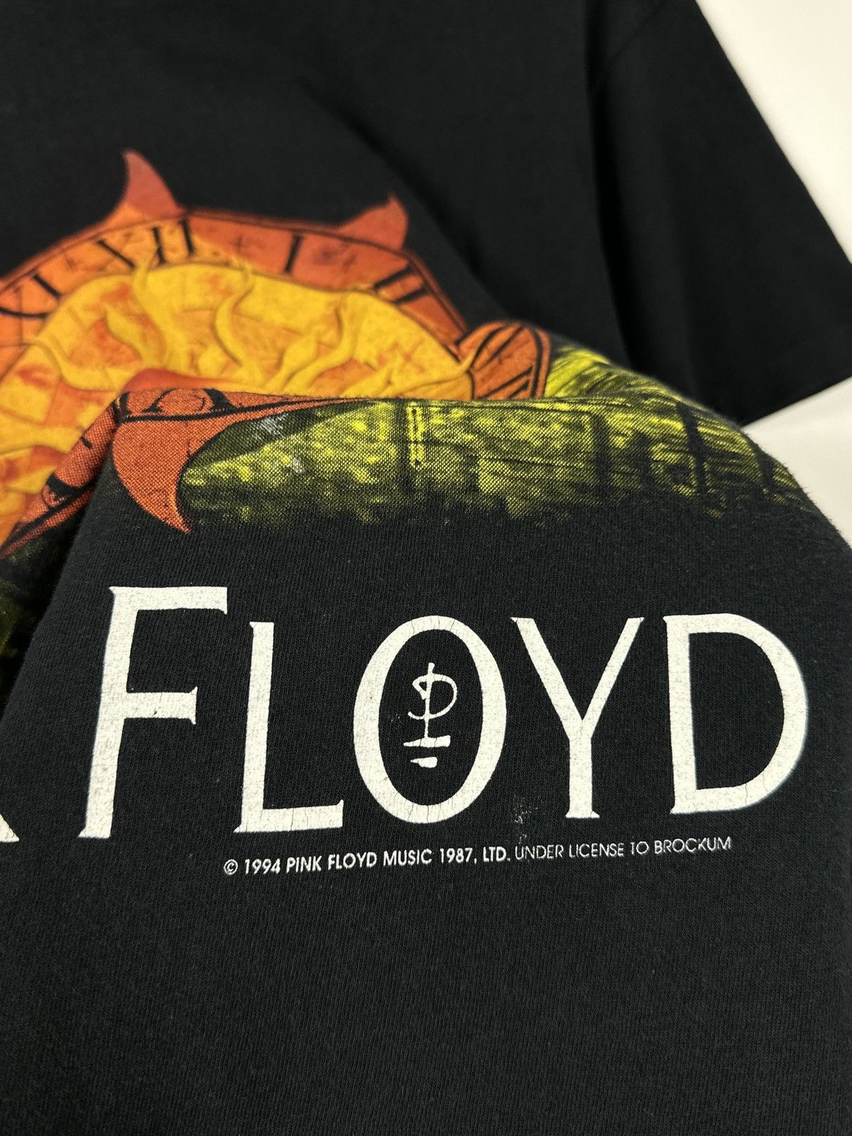 Band Tees 1994 Vintage Pink Floyd North European Tour Brockum T-Shirt Size US L / EU 52-54 / 3 - 13 Thumbnail