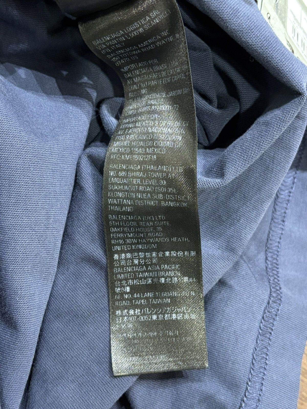 Balenciaga Balenciaga 3B Mud Wash Tee Size US L / EU 52-54 / 3 - 8 Thumbnail