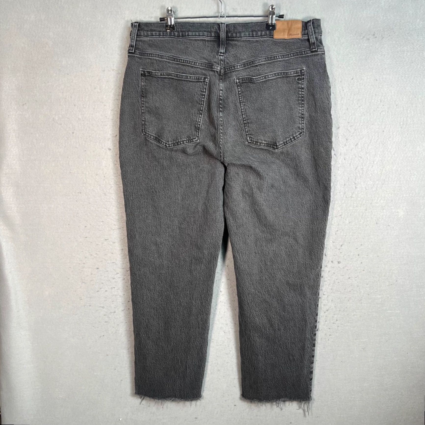 Madewell Madewell Womens Size 32 Gray High-Rise Straight Jeans Raw Hem Size 24" / US 00 / IT 34 - 2 Thumbnail