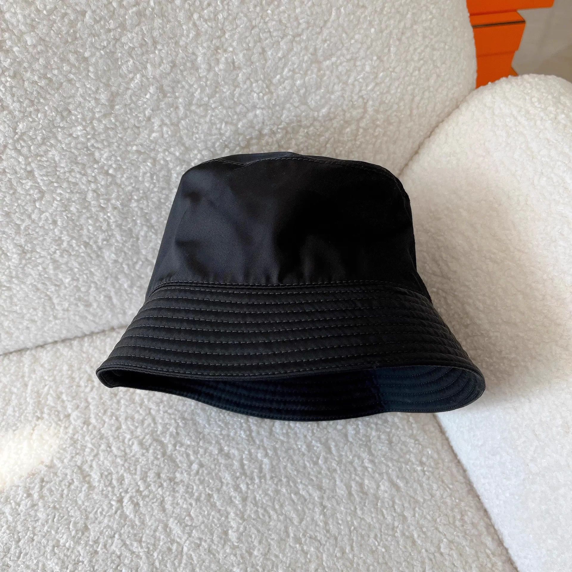 Prada Prada Triangle Logo Black Bucket Hat M Size ONE SIZE - 3 Thumbnail