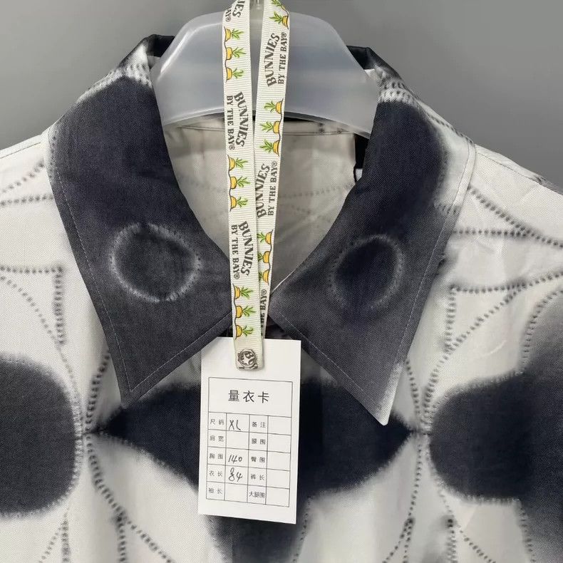Louis Vuitton Louis Vuitton Mulberry silk full logo three-flower short-sl Size US XL / EU 56 / 4 - 6 Thumbnail