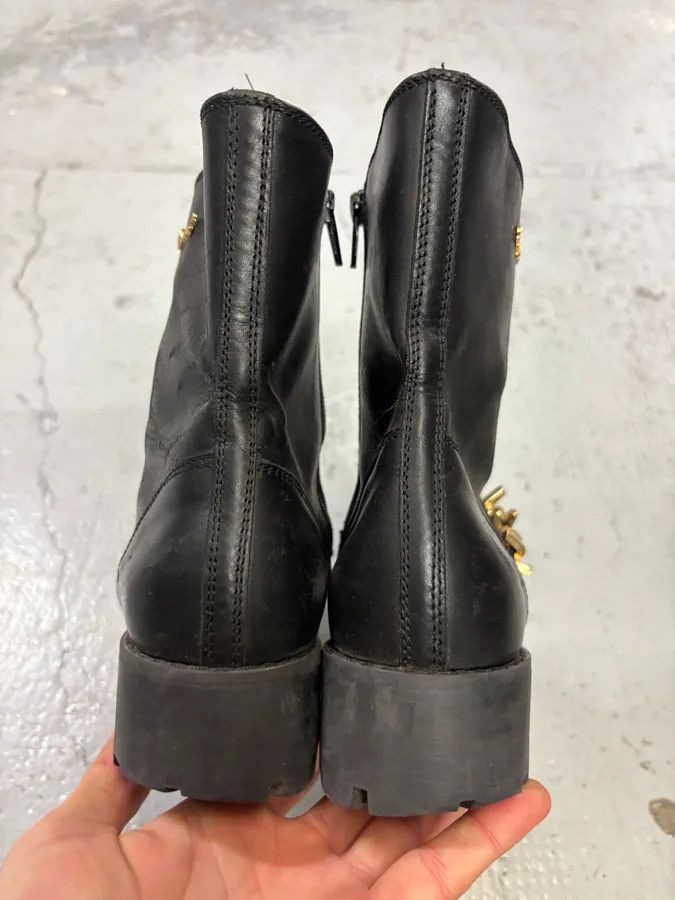 Dsquared2 2010s Dsquared2 Black Leather Gold Chain Ankle Boot Size US 7 / IT 37 - 6 Thumbnail