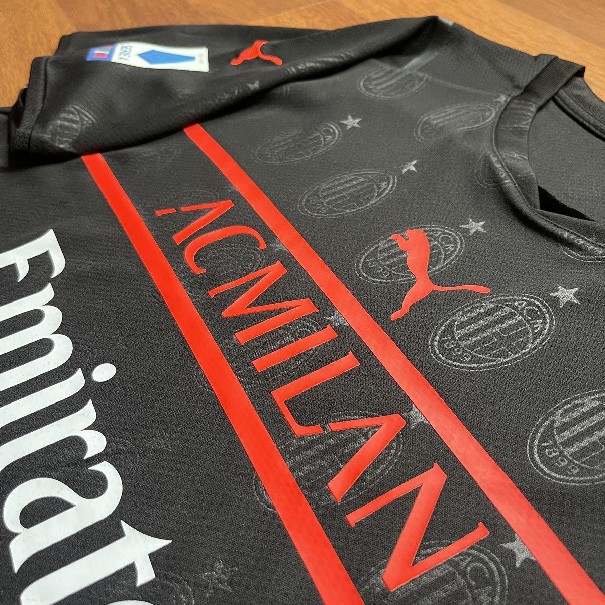 Puma × Vintage MILAN PUMA 2021/2022 FOOTBALL THIRD JERSEY #19 THEO Size US L / EU 52-54 / 3 - 11 Thumbnail