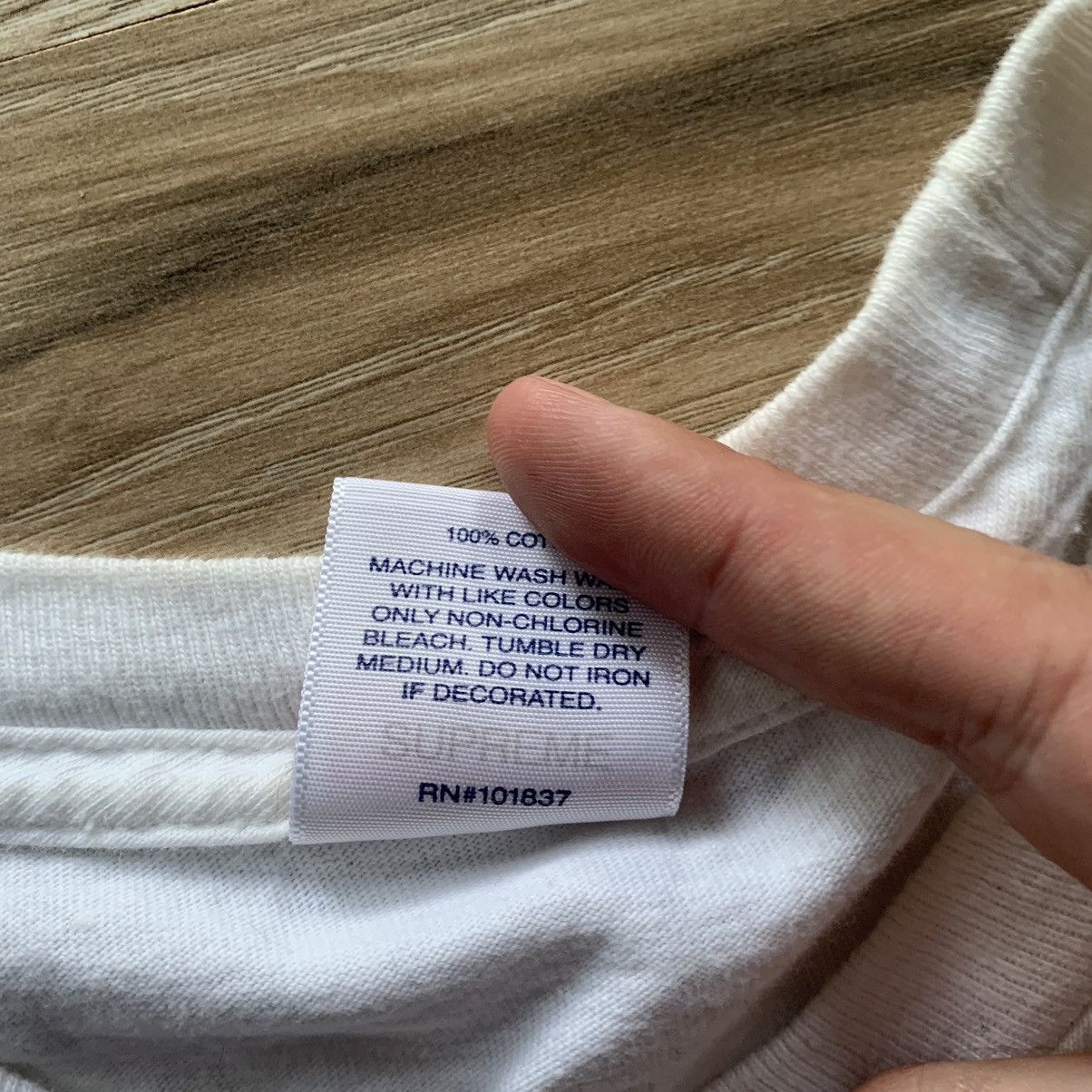 Supreme Supreme “Who the fuck is Supreme” T-Shirt Size US L / EU 52-54 / 3 - 5 Thumbnail