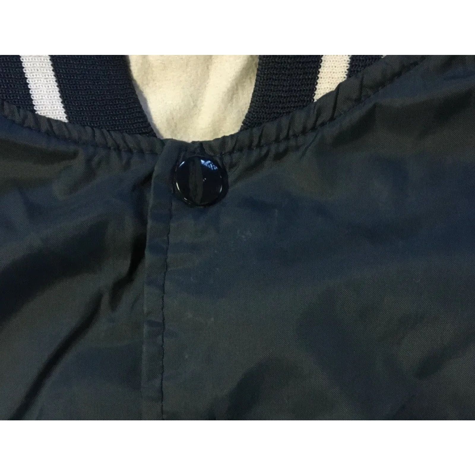 Vintage VINTAGE Motorcycle Jacket Mens S Blue Satin Bomber 80s 90s Grunge Bowling Hall Of Fame USA Pool Bar Rockabilly Western Arizona Chicago? Size US S / EU 44-46 / 1 - 5 Thumbnail