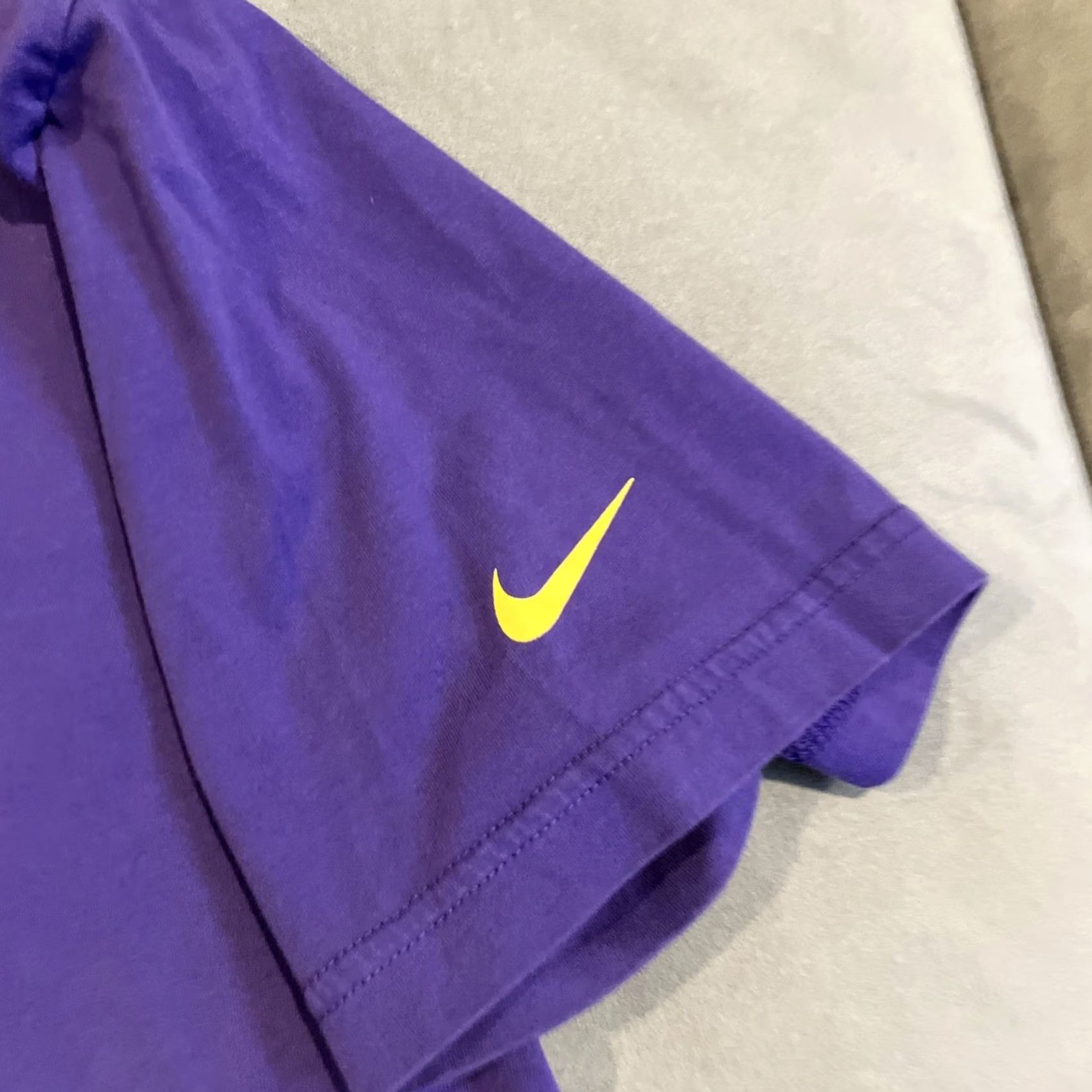 Nike Nike Kobe Bryant Black Mamba Snake Logo T Shirt Men Large Size US L / EU 52-54 / 3 - 3 Thumbnail