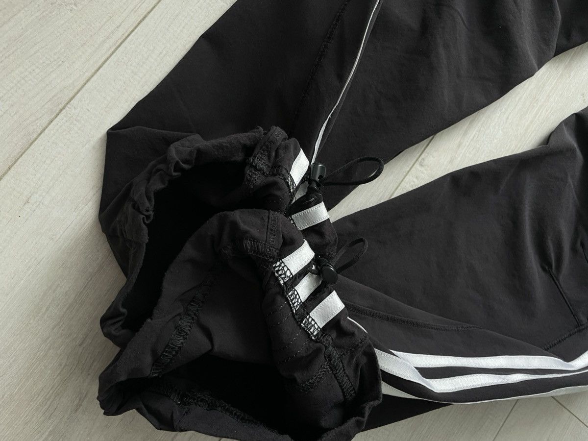 Adidas Vintage Y2K Adidas 00’s Baggy Sweatpants Avant Garde RARE Size 26" / US 2 / IT 38 - 3 Thumbnail