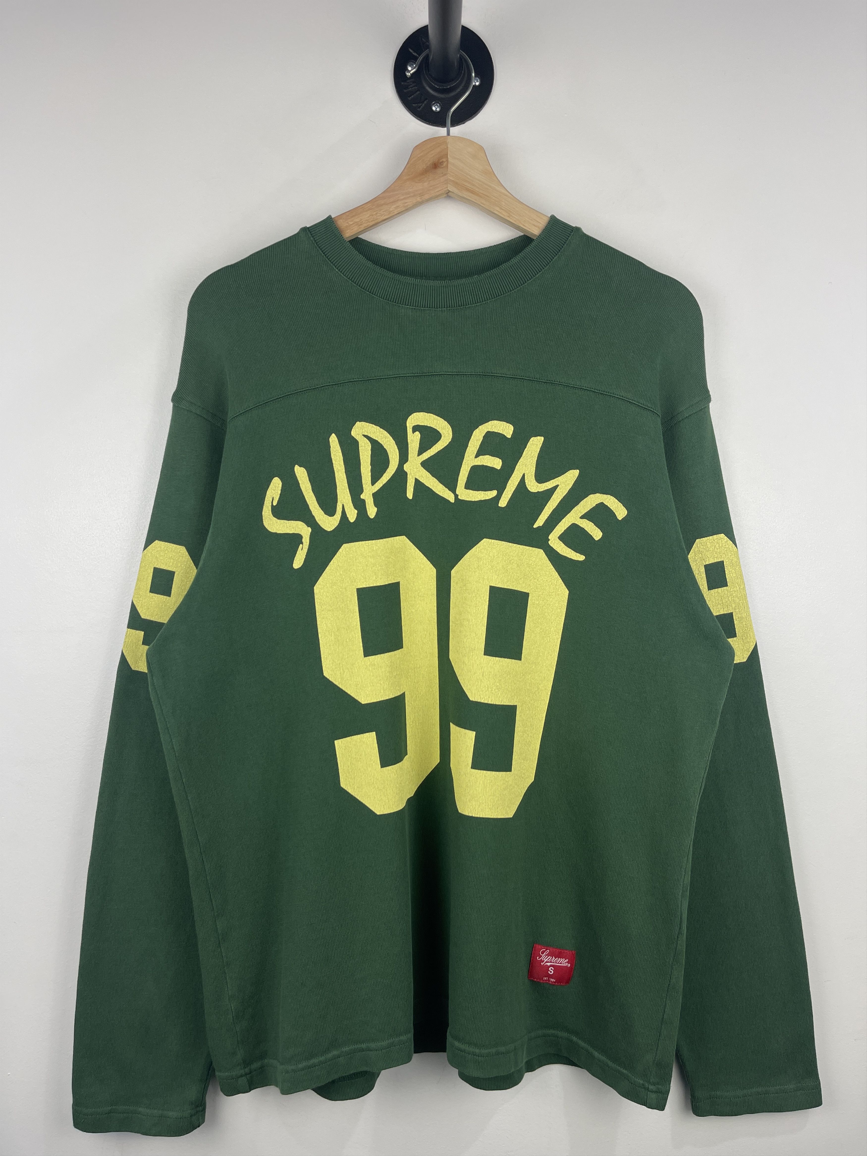 シャツ Supreme Split S/S Football Top Green M Supreme Supreme split S/S Football top (green) (S) | Grailed