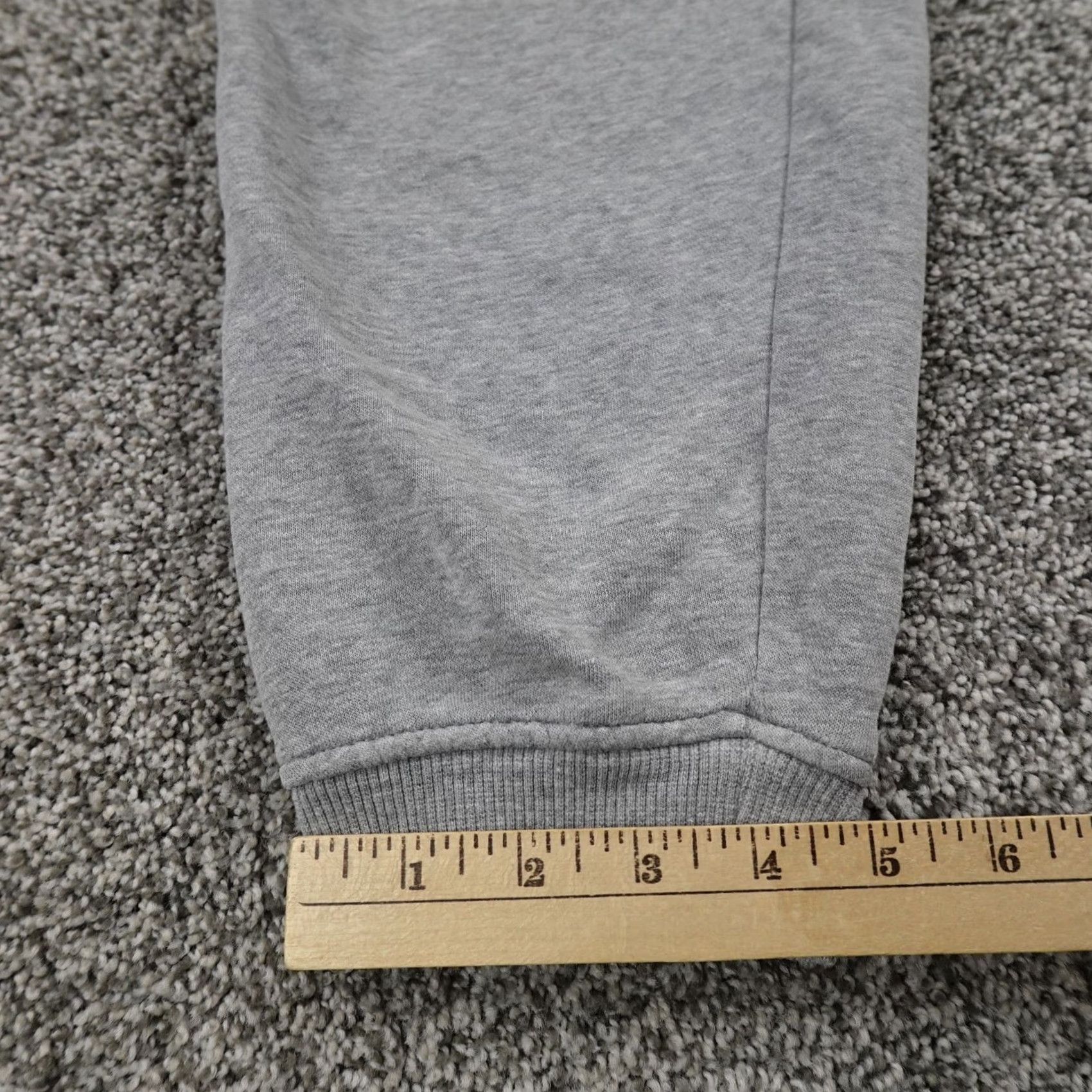Under Armour Under Armour Pants Mens L Gray Loose Drawstring Jogger Sweatpants Gym Tapered Size US 29 - 2 Thumbnail