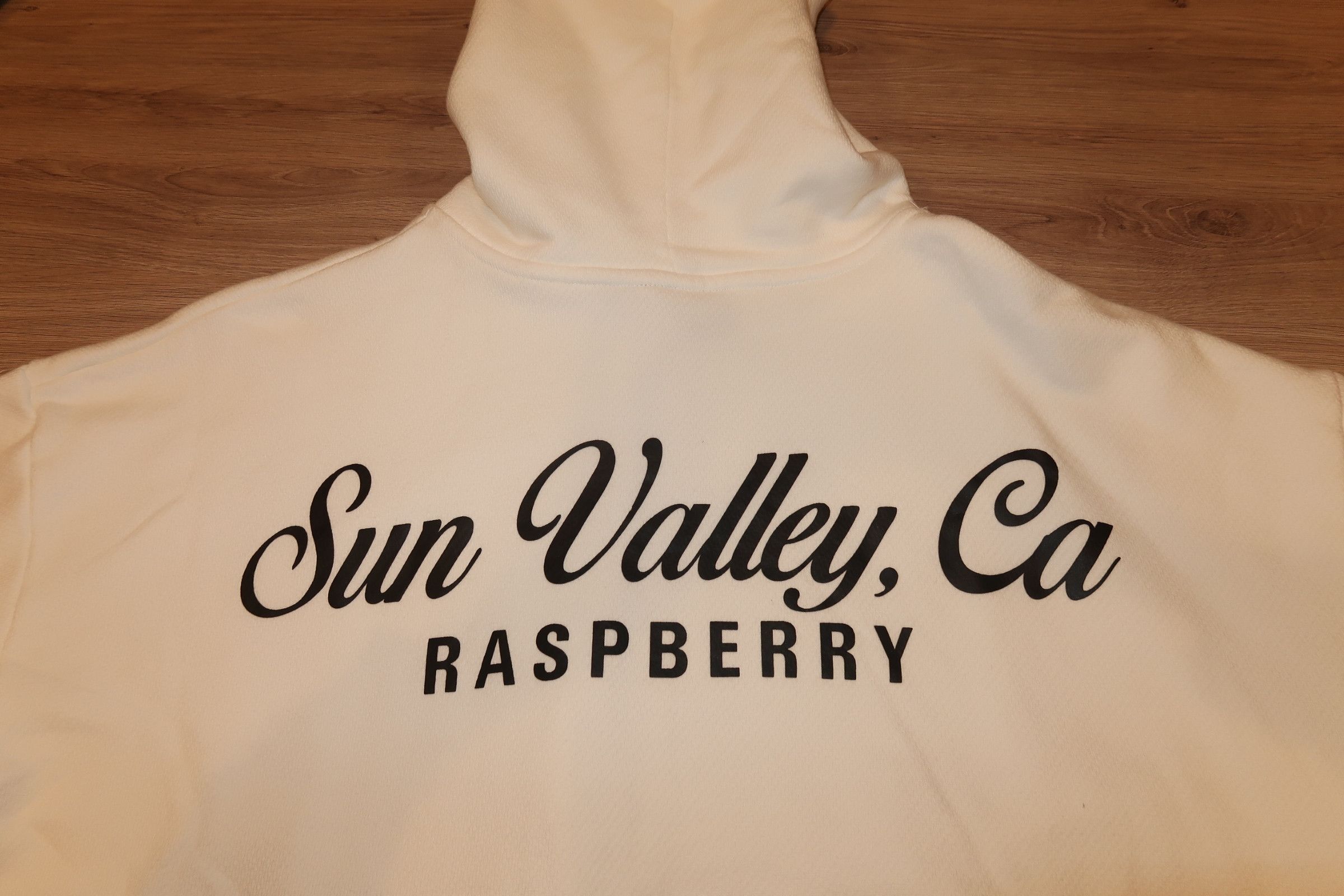 The GV Gallery GV Raspberry Sun Valley Zip Up Size US M / EU 48-50 / 2 - 2 Thumbnail