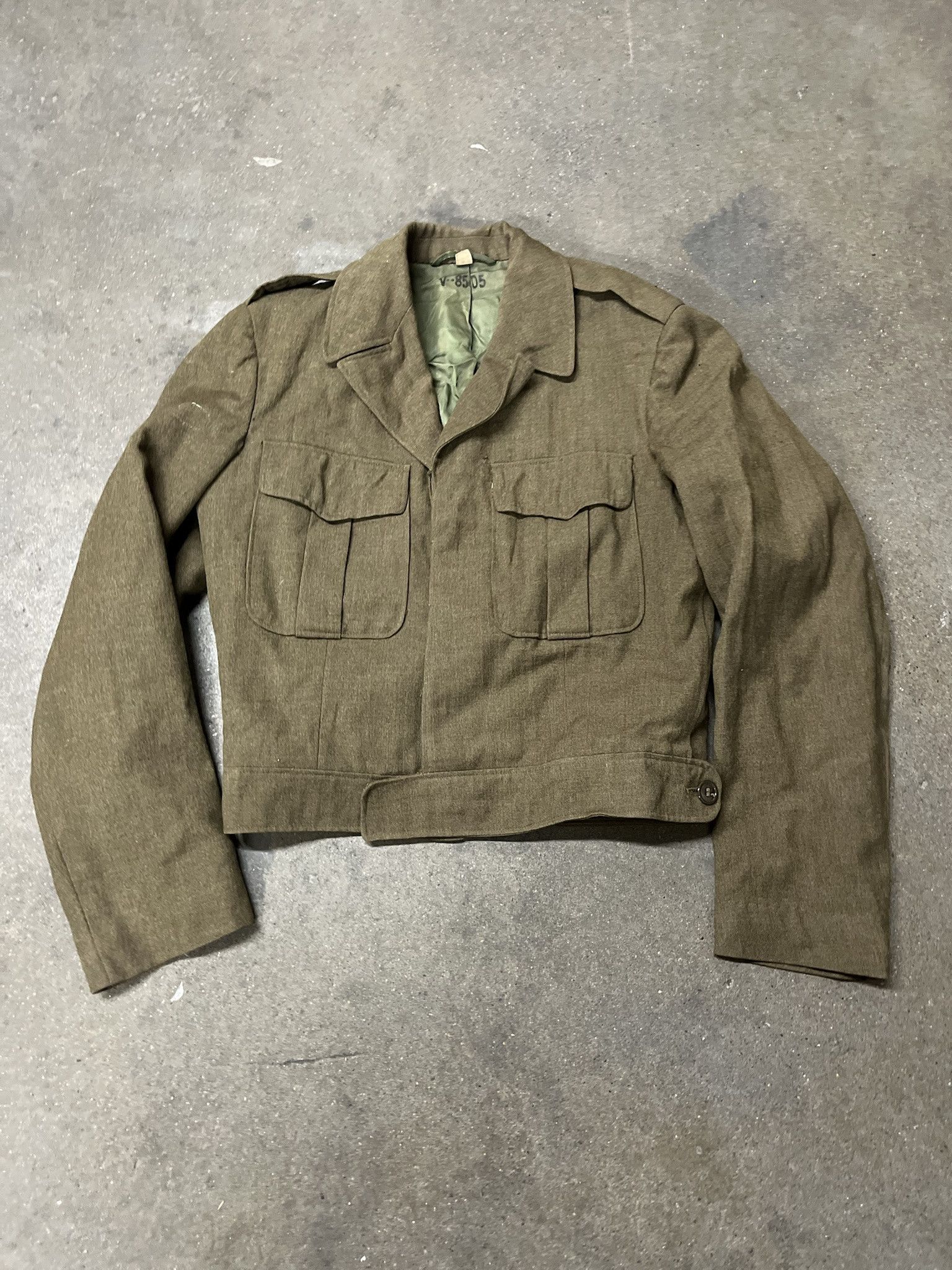 Vintage Vintage 1970s Military Distressed Wool Ike Jacket Size 38L Size US S / EU 44-46 / 1 - 1 Thumbnail